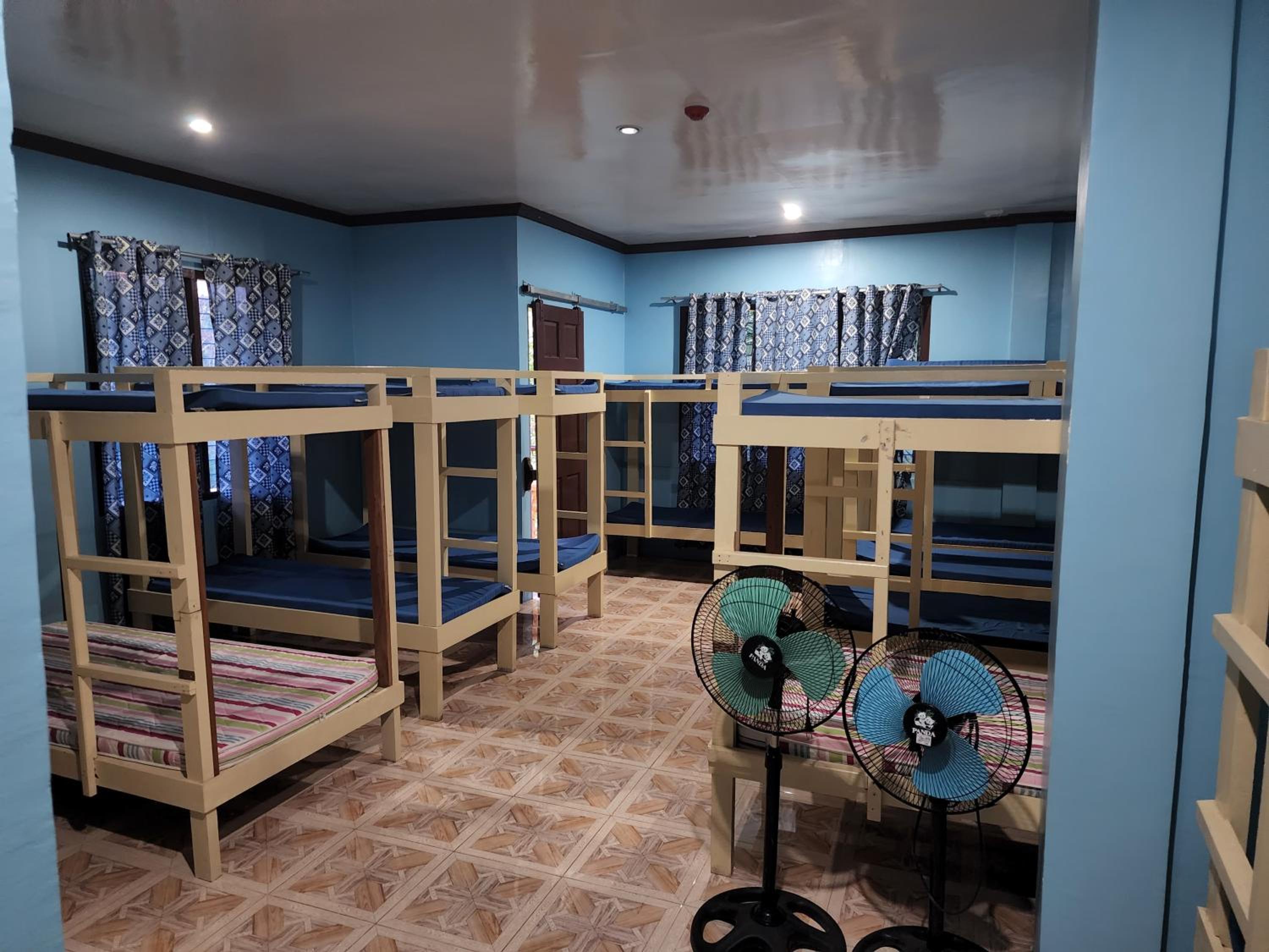 Mixed Dormitory Room