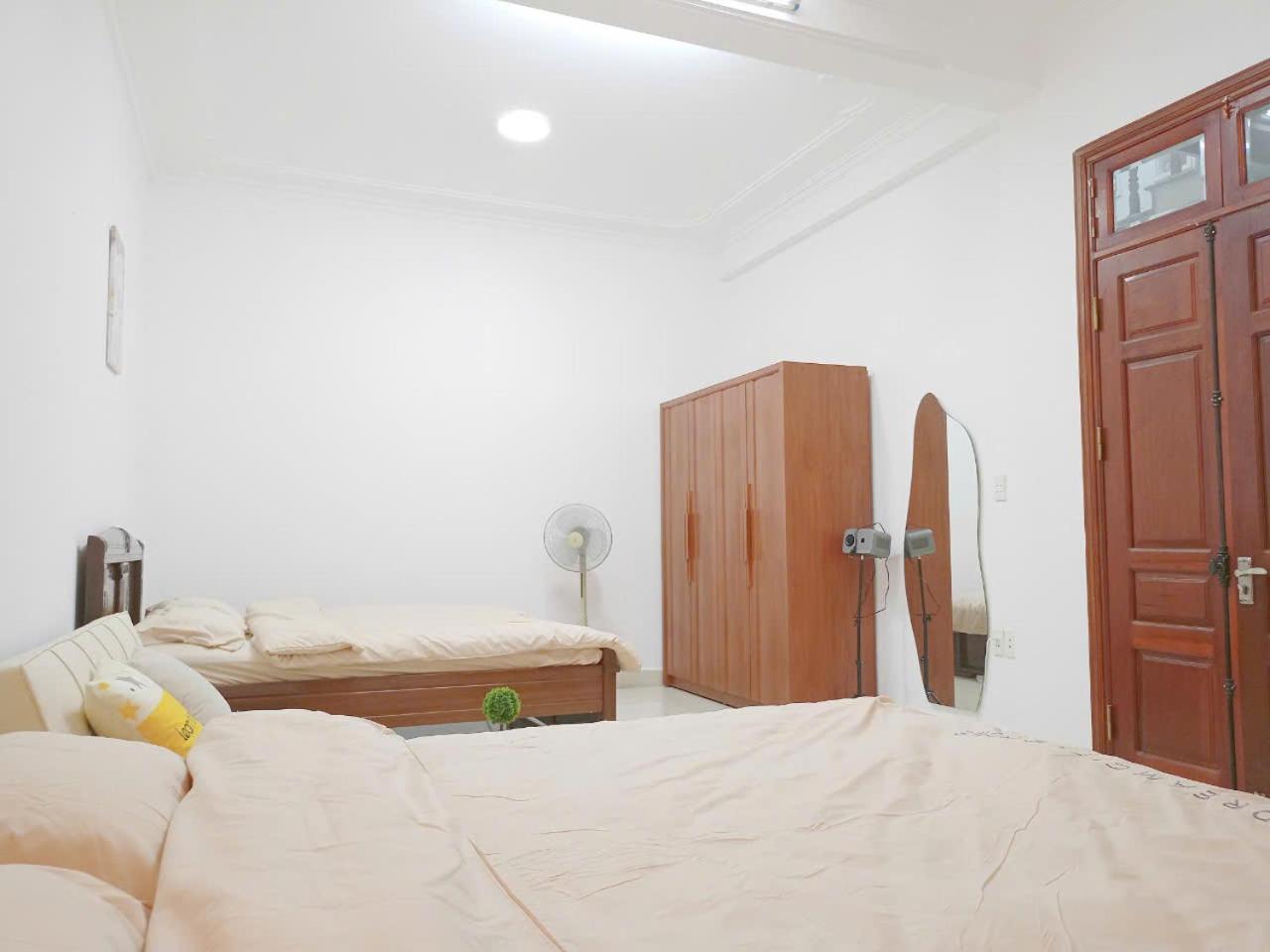 Double Room with Balcony (3 Adults) photo 2