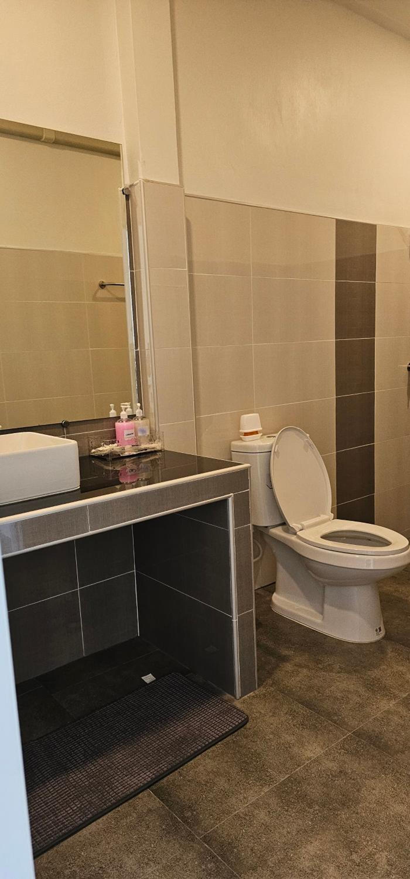 Double or Twin Room with Sea View - Photo 11