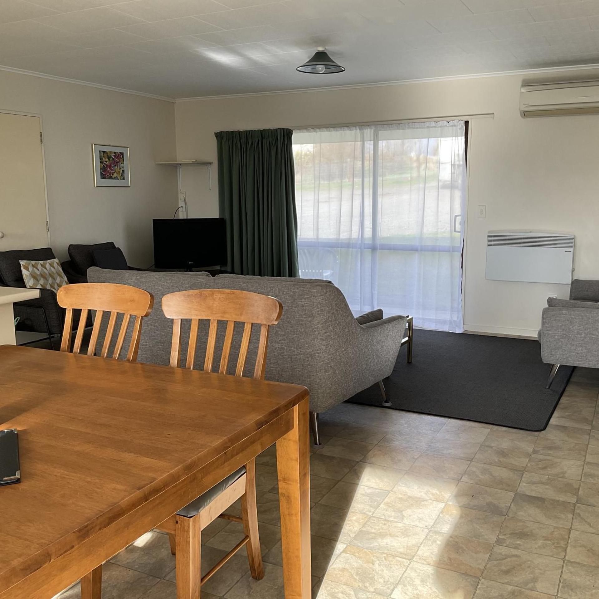 Large Two-Bedroom Apartment photo 3