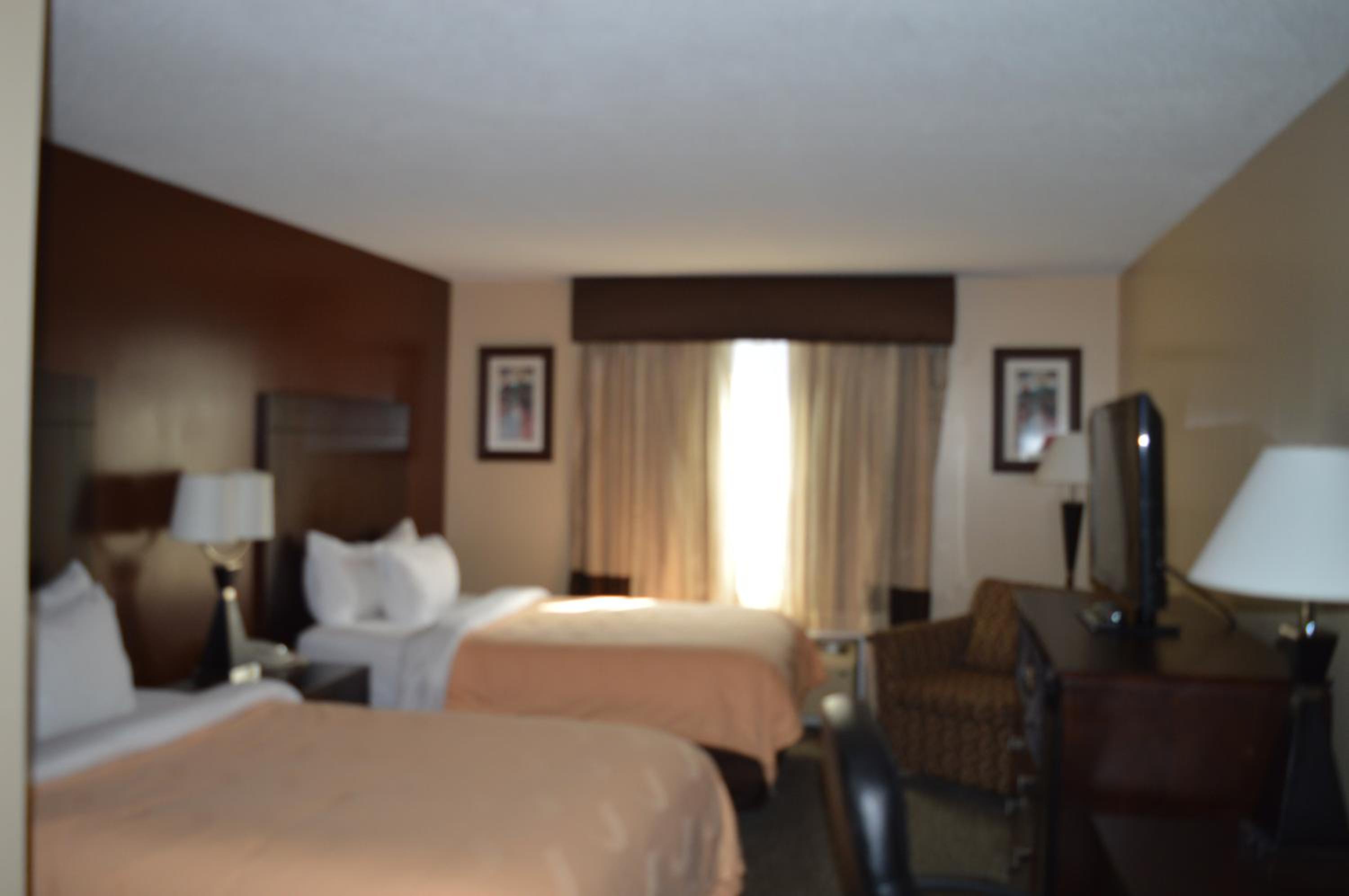 Double Room with Two Double Beds - Disability Access/Non-Smoking - Photo 2