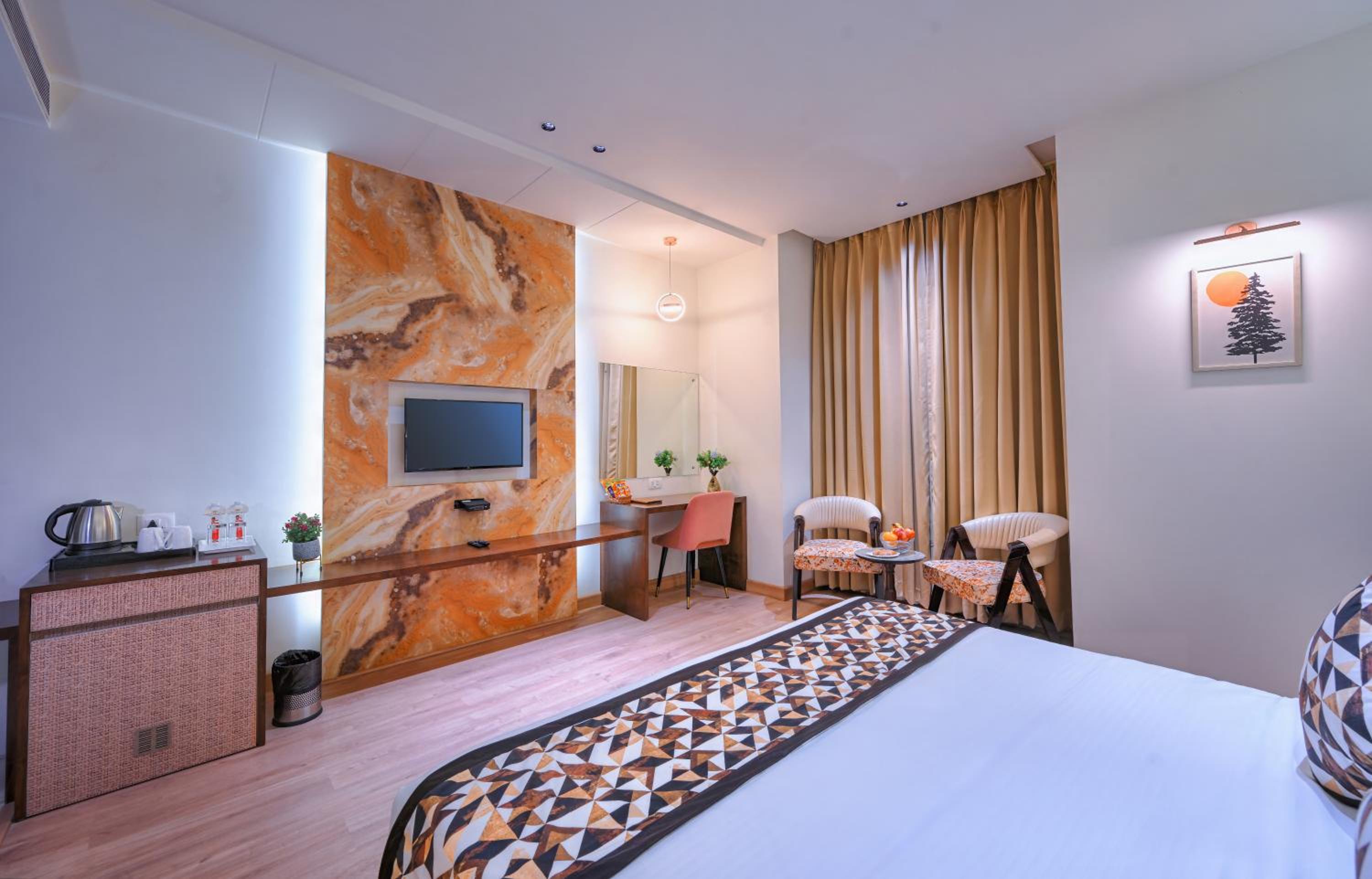Double or Twin Room - Photo 6