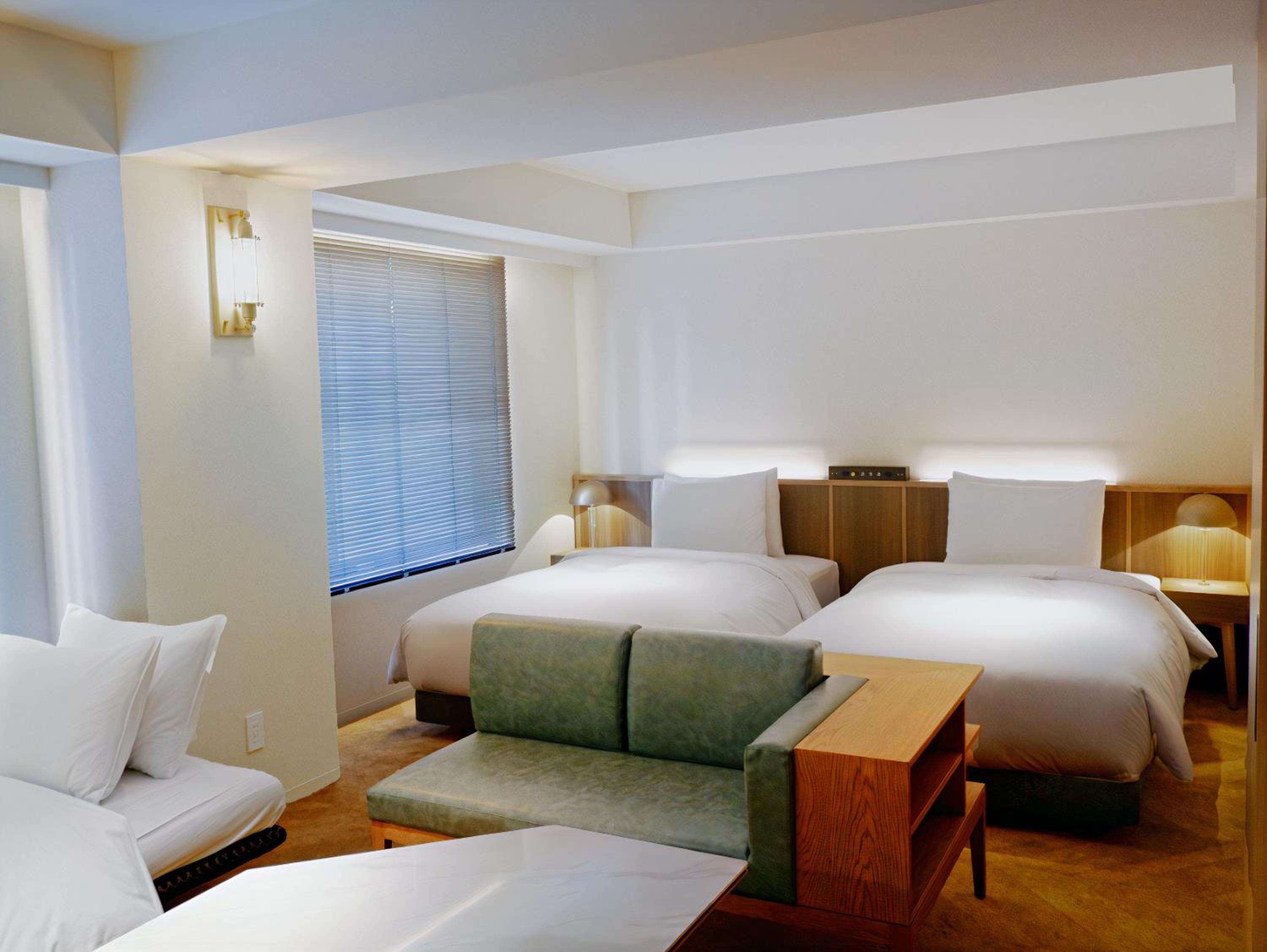 Deluxe Triple Room photo 3