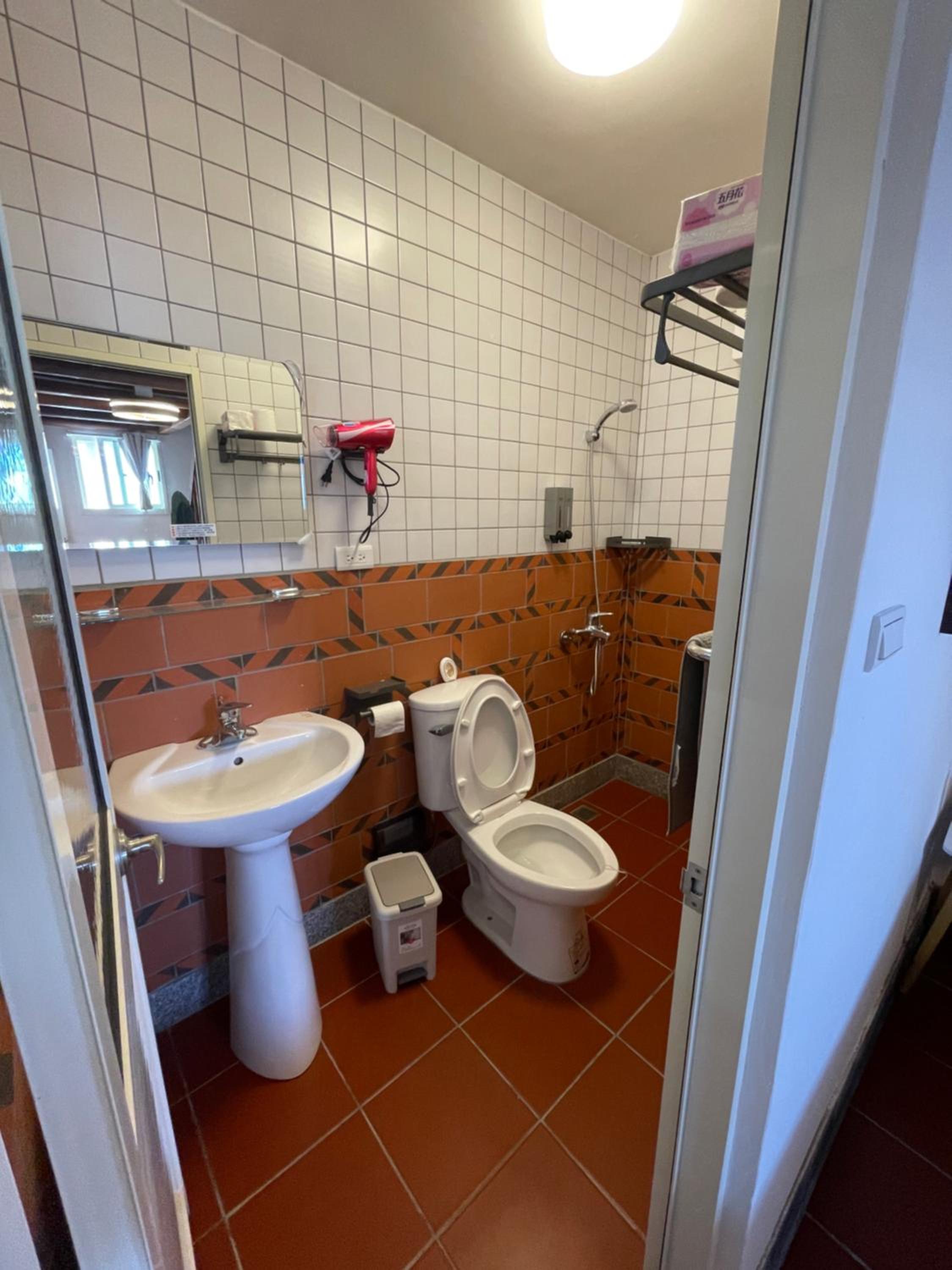 Duplex Suite - Photo 7