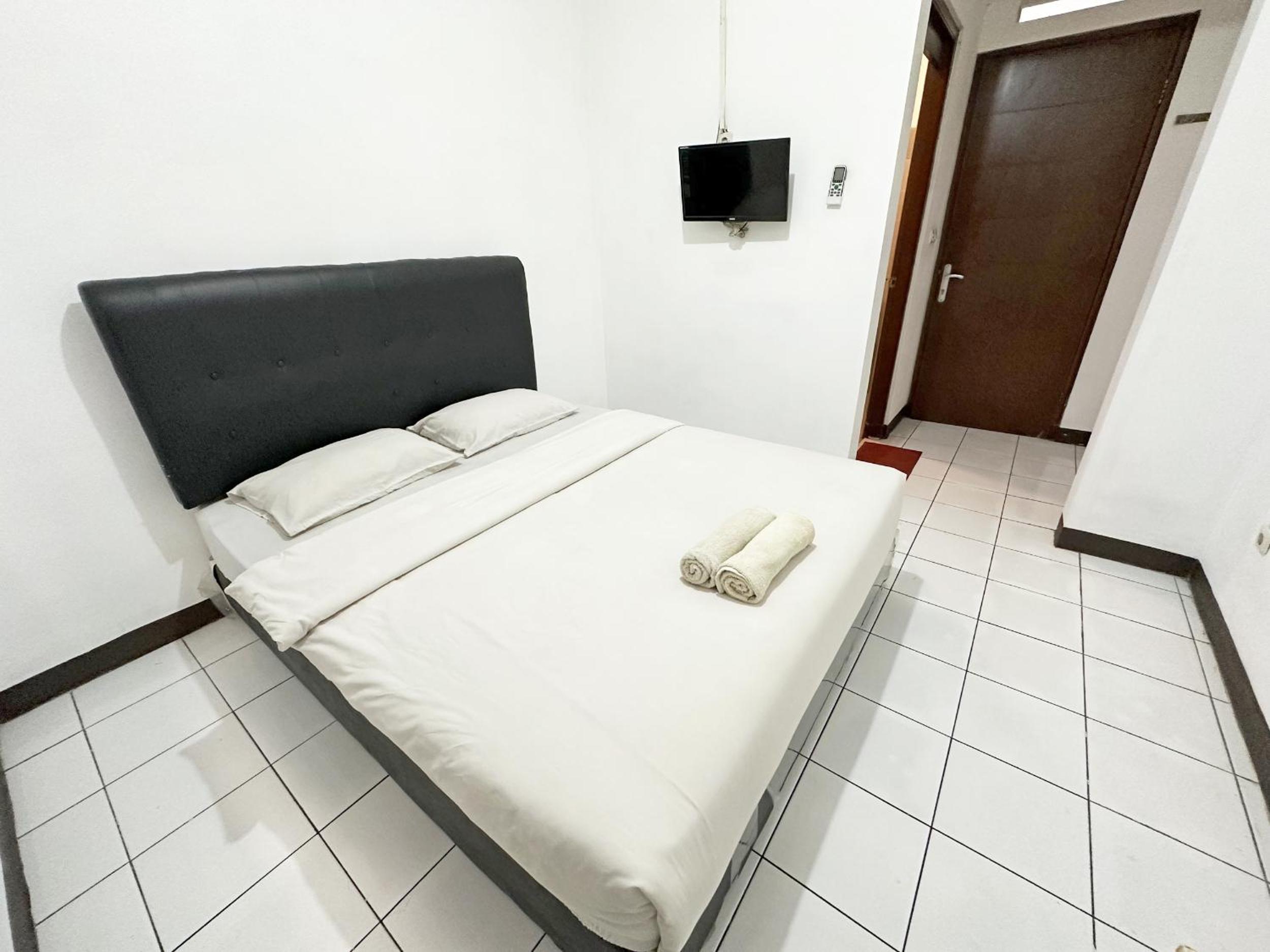 Standard Double Room - Photo 3