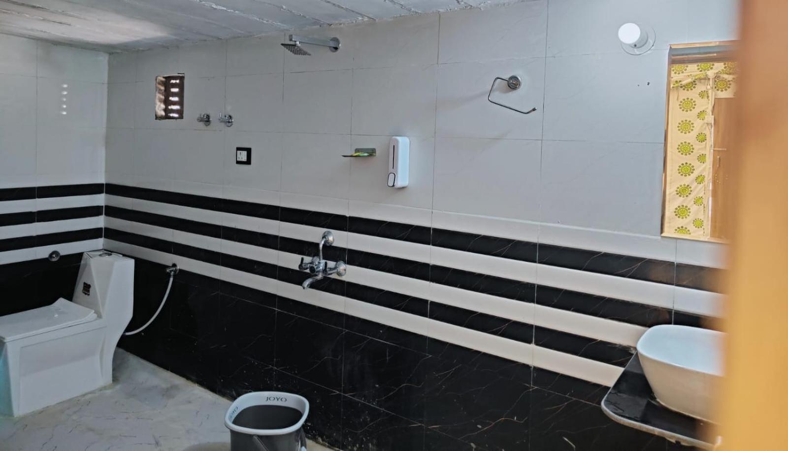 Double Or Twin Room photo 2