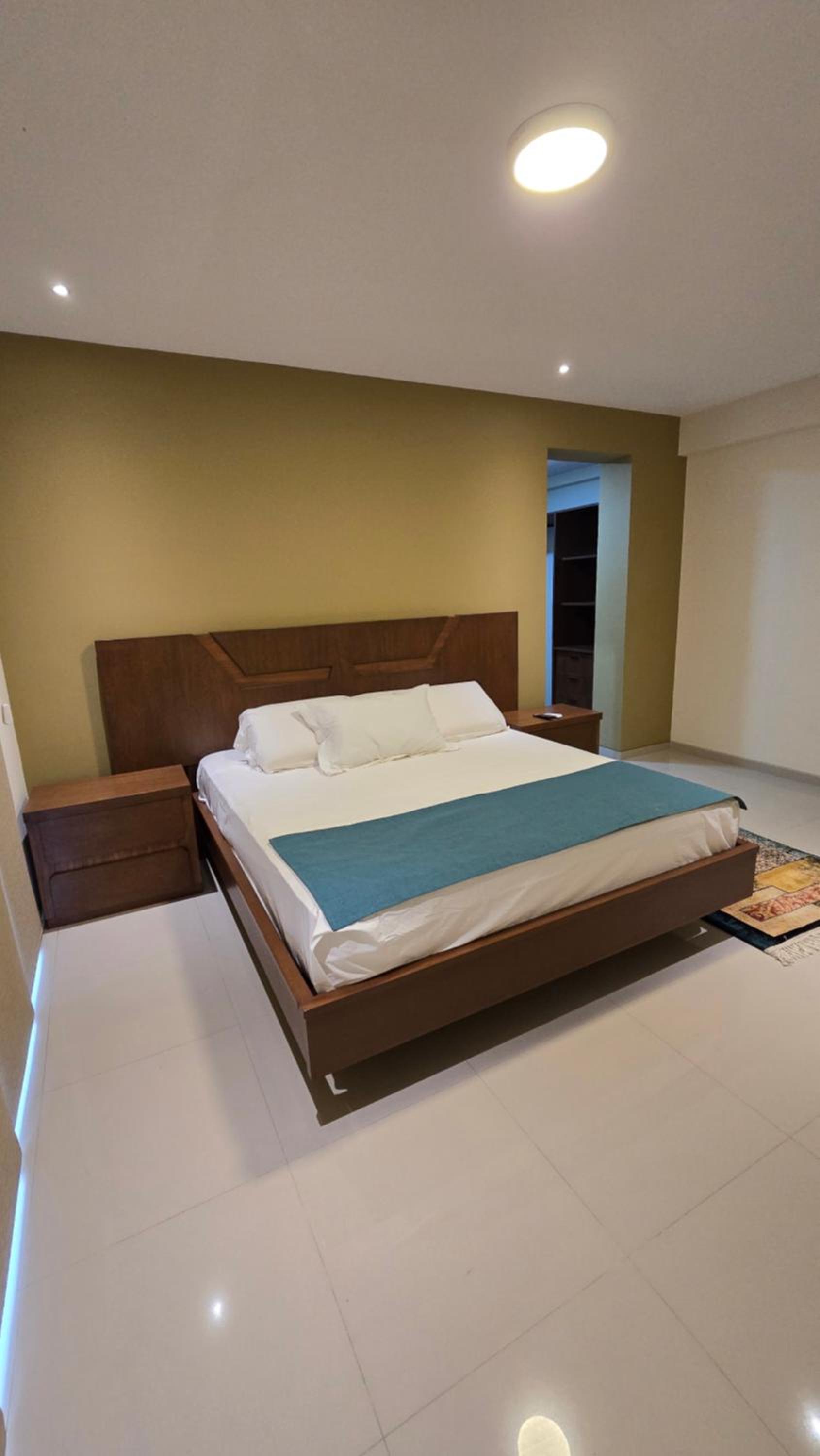 Three-Bedroom Deluxe Apartment