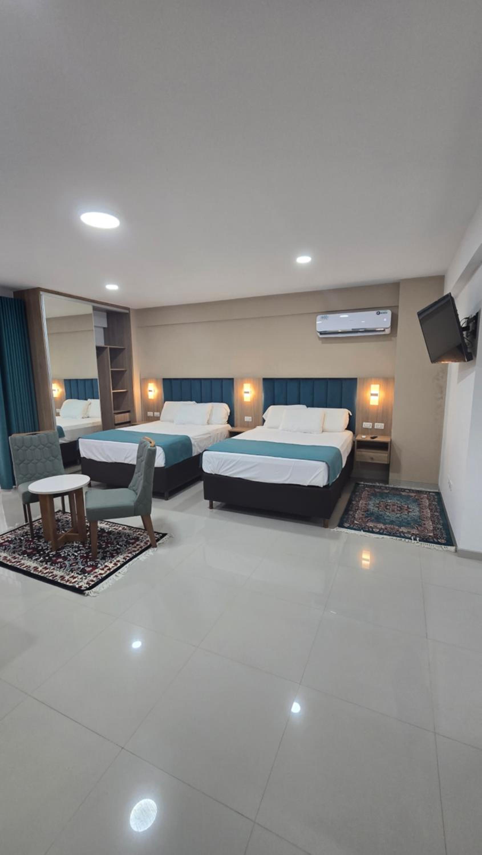 Deluxe Queen Room With Two Queen Beds