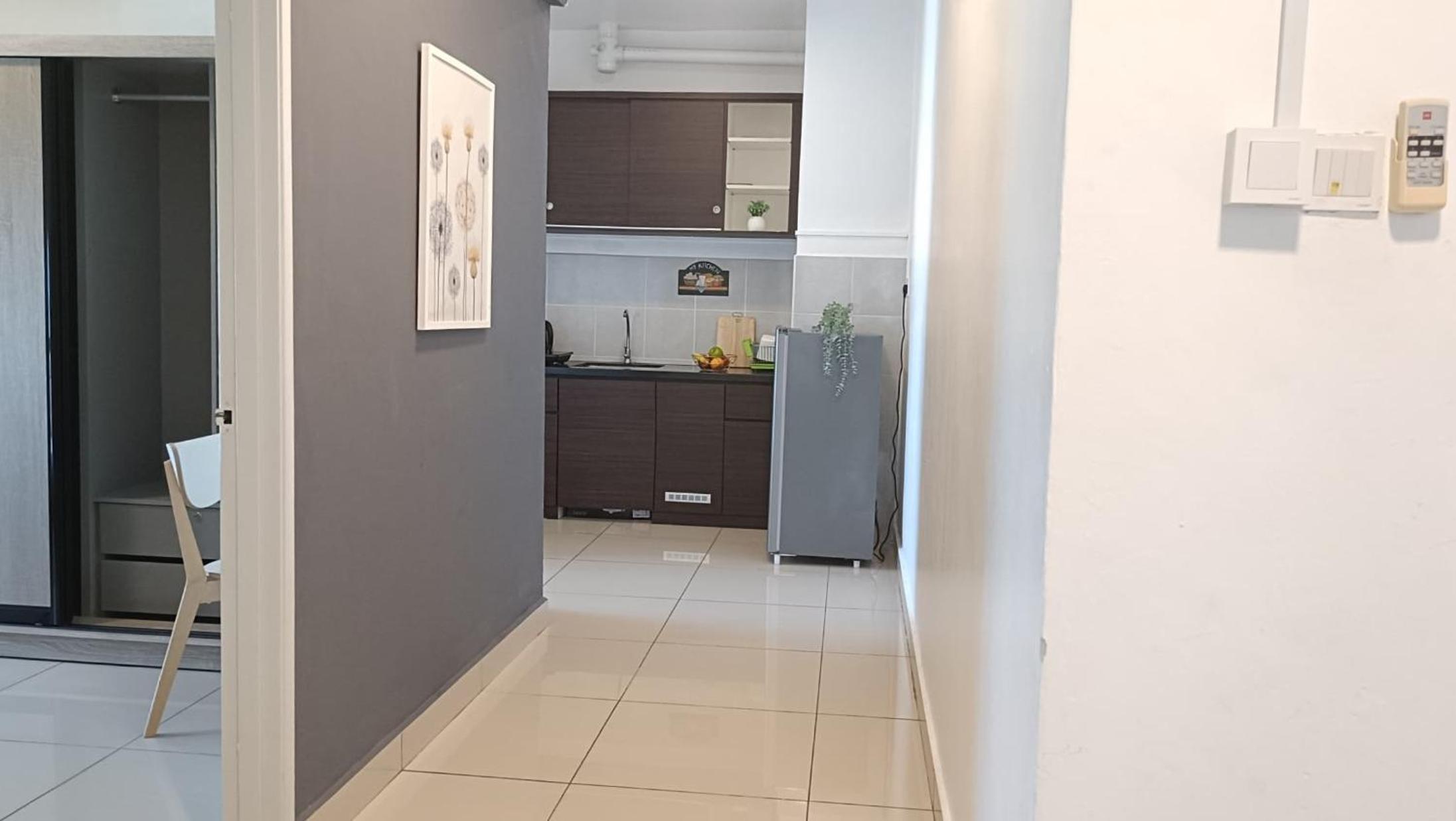 Two-Bedroom Apartment with City View photo 2