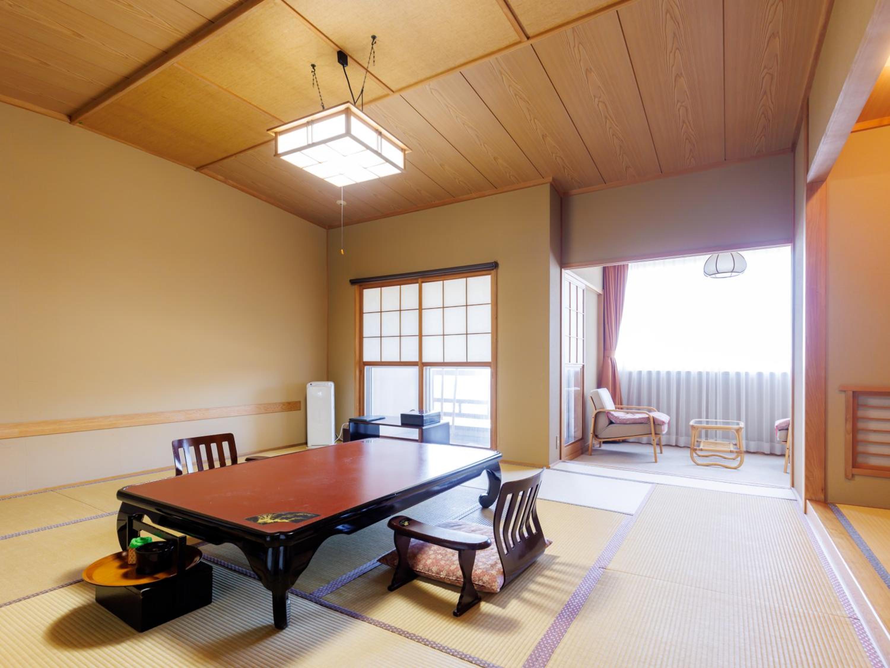 Superior Family Room