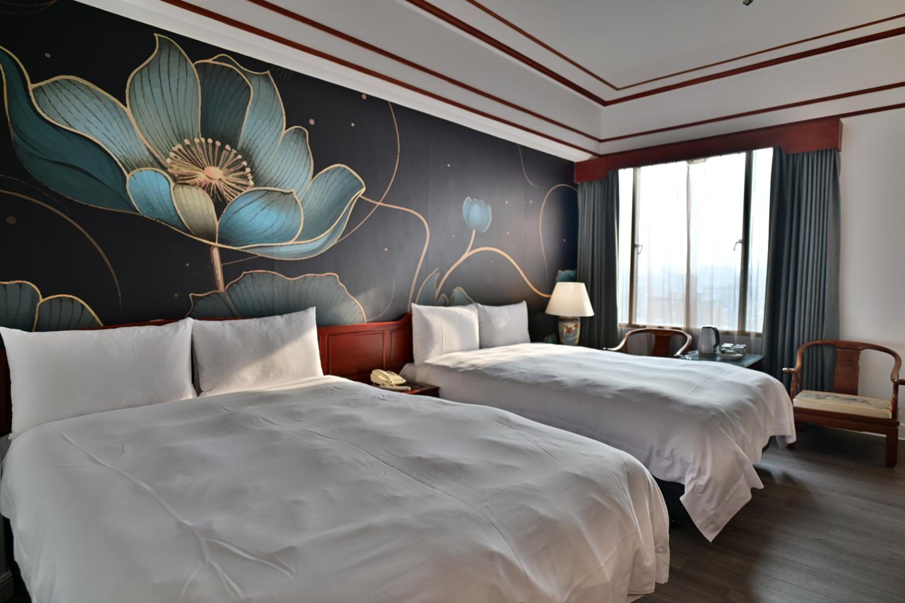 Deluxe Twin Room - Photo 2
