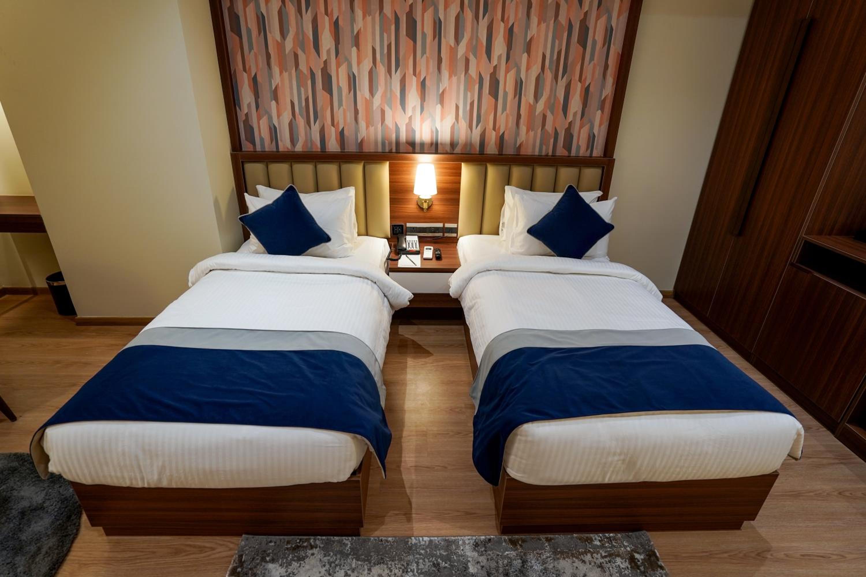 Superior Twin Room - Photo 6