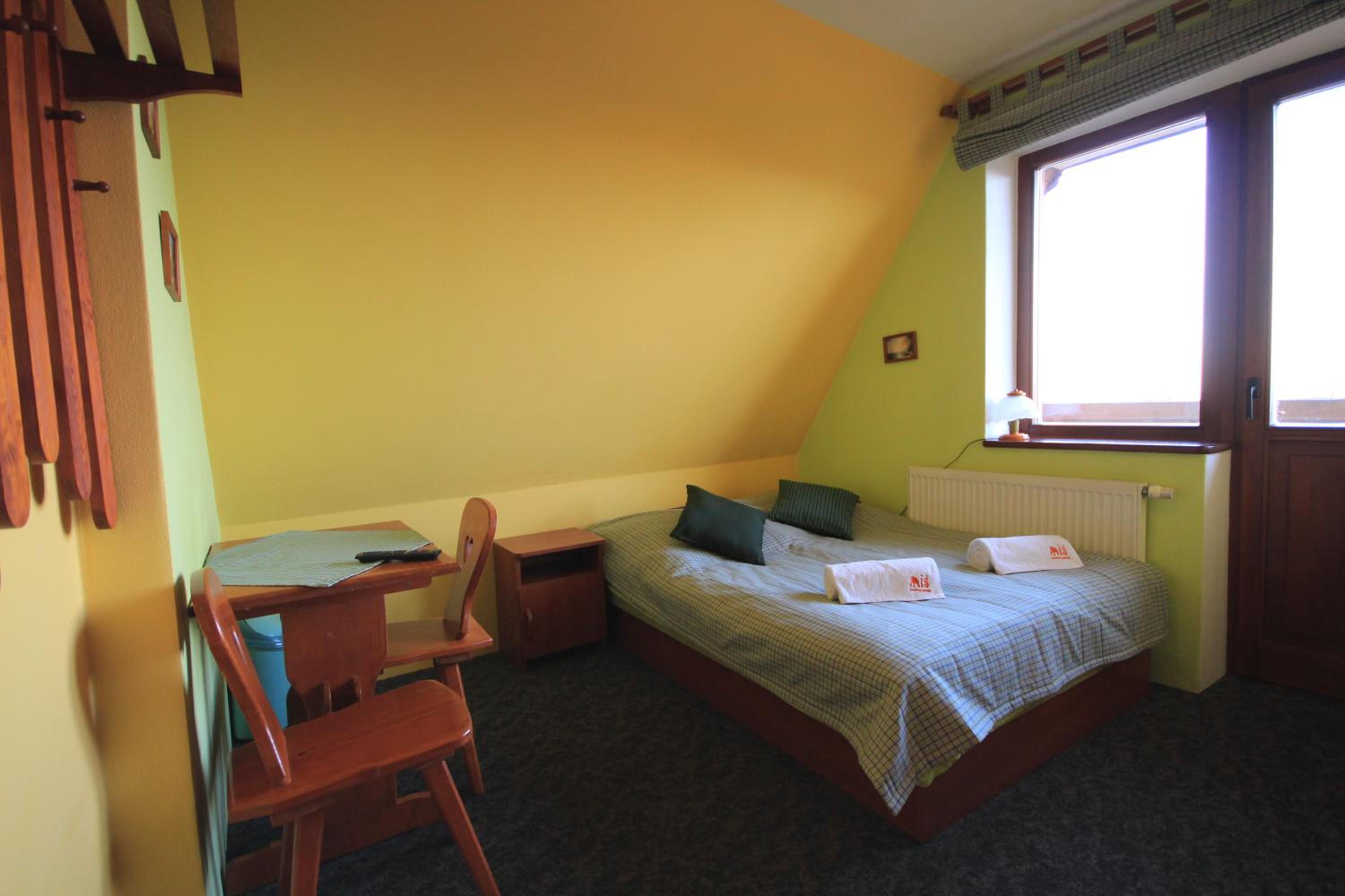 Double or Twin Room photo 3