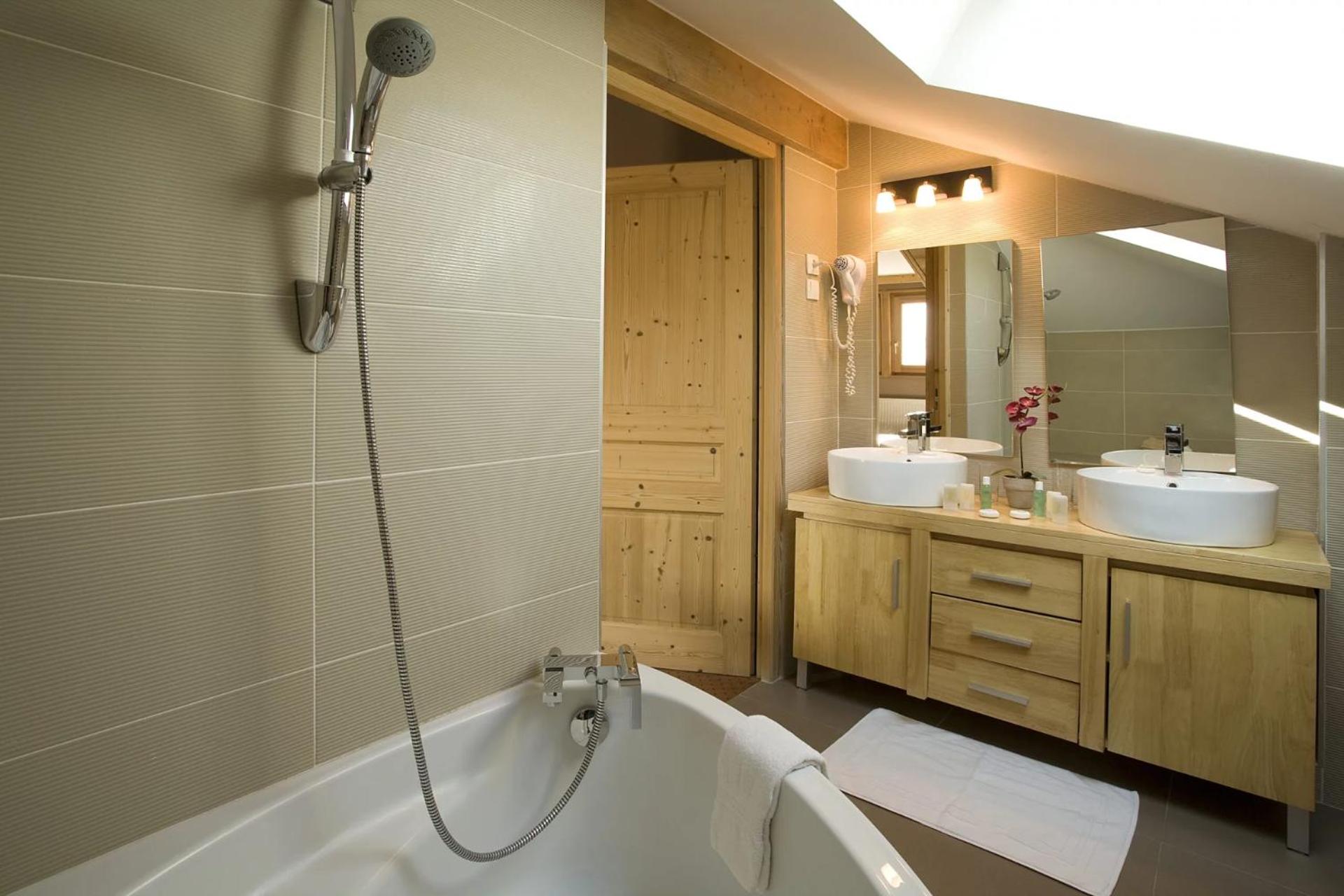 Classic Double Room - Photo 4