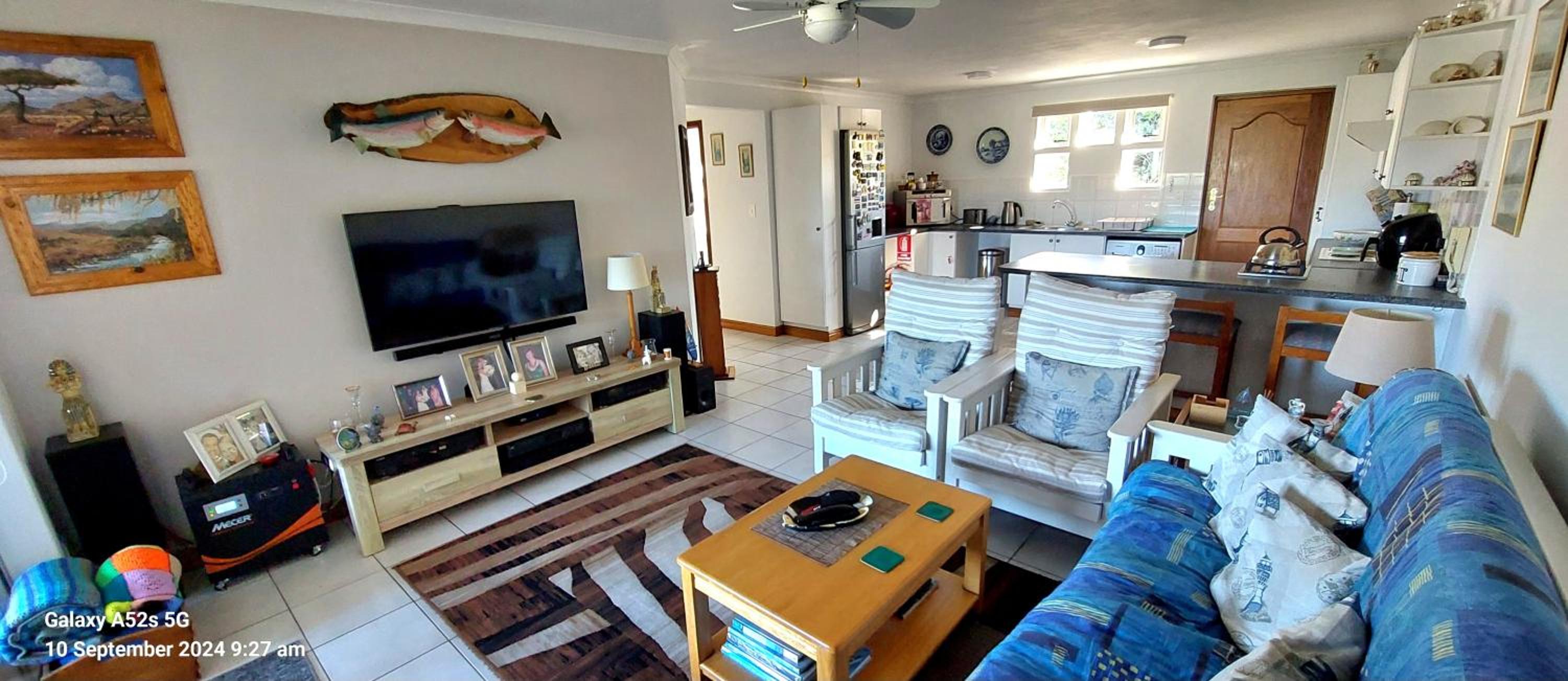 Two-Bedroom Apartment - Photo 42