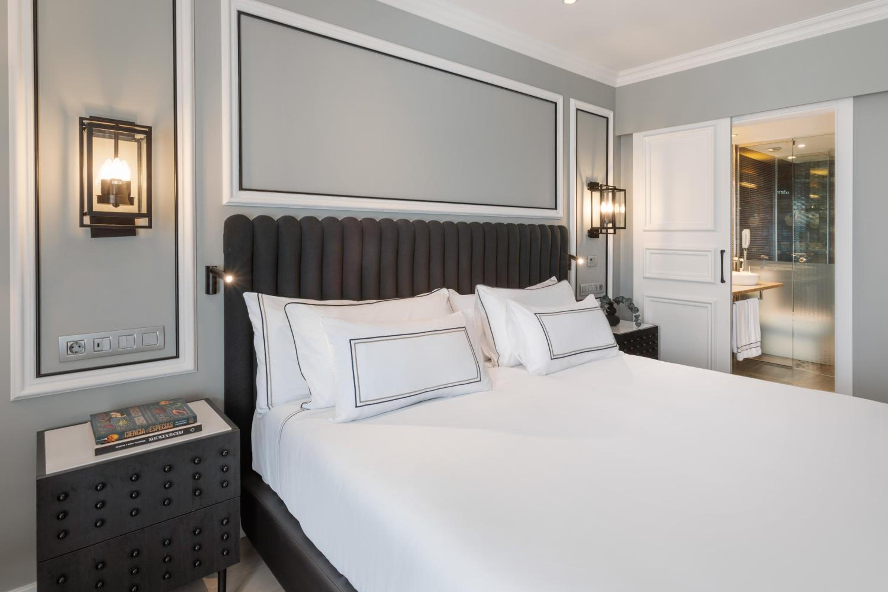The Level Melia Room with Terrace