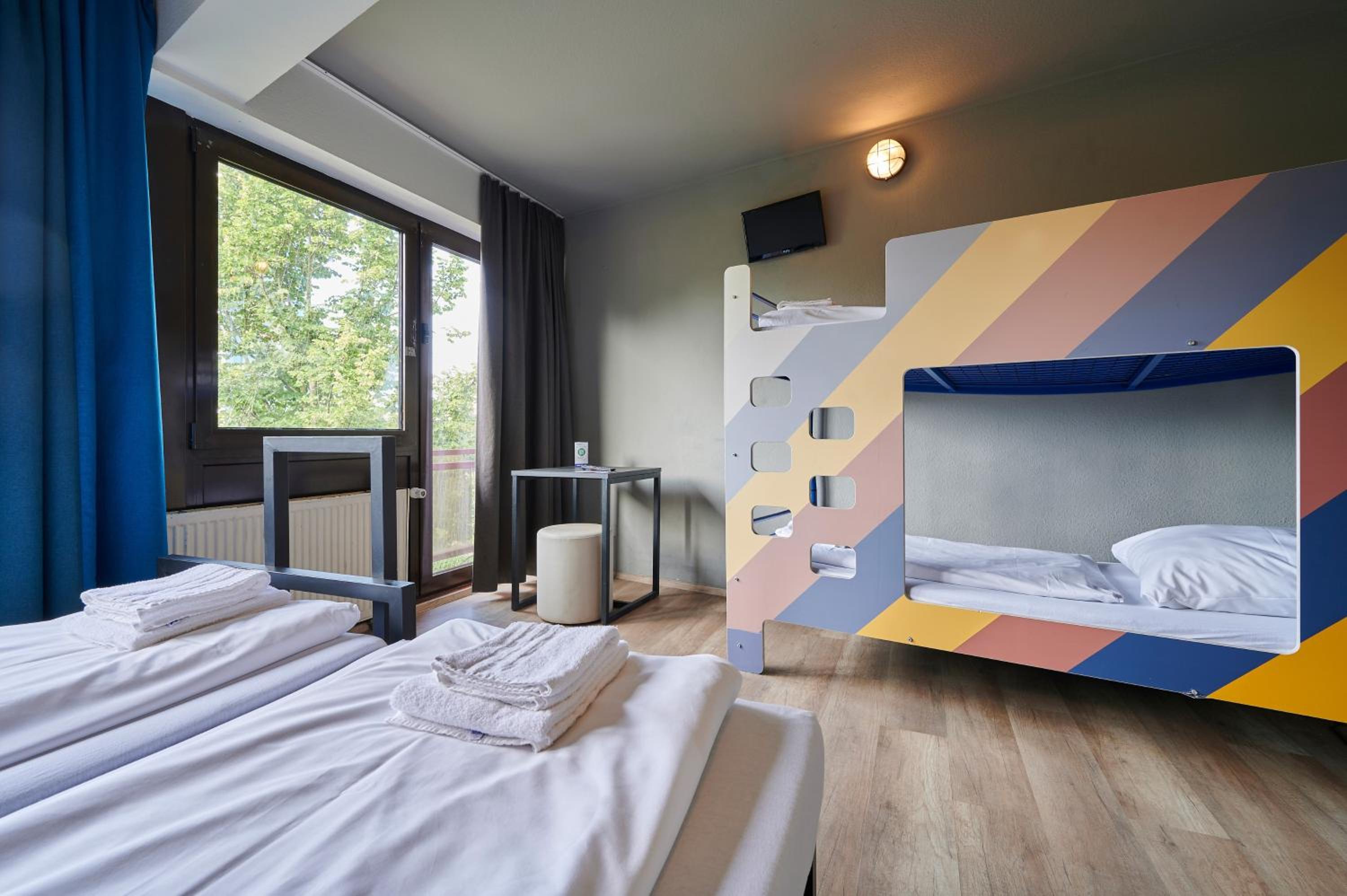 Quadruple Room - Photo 1