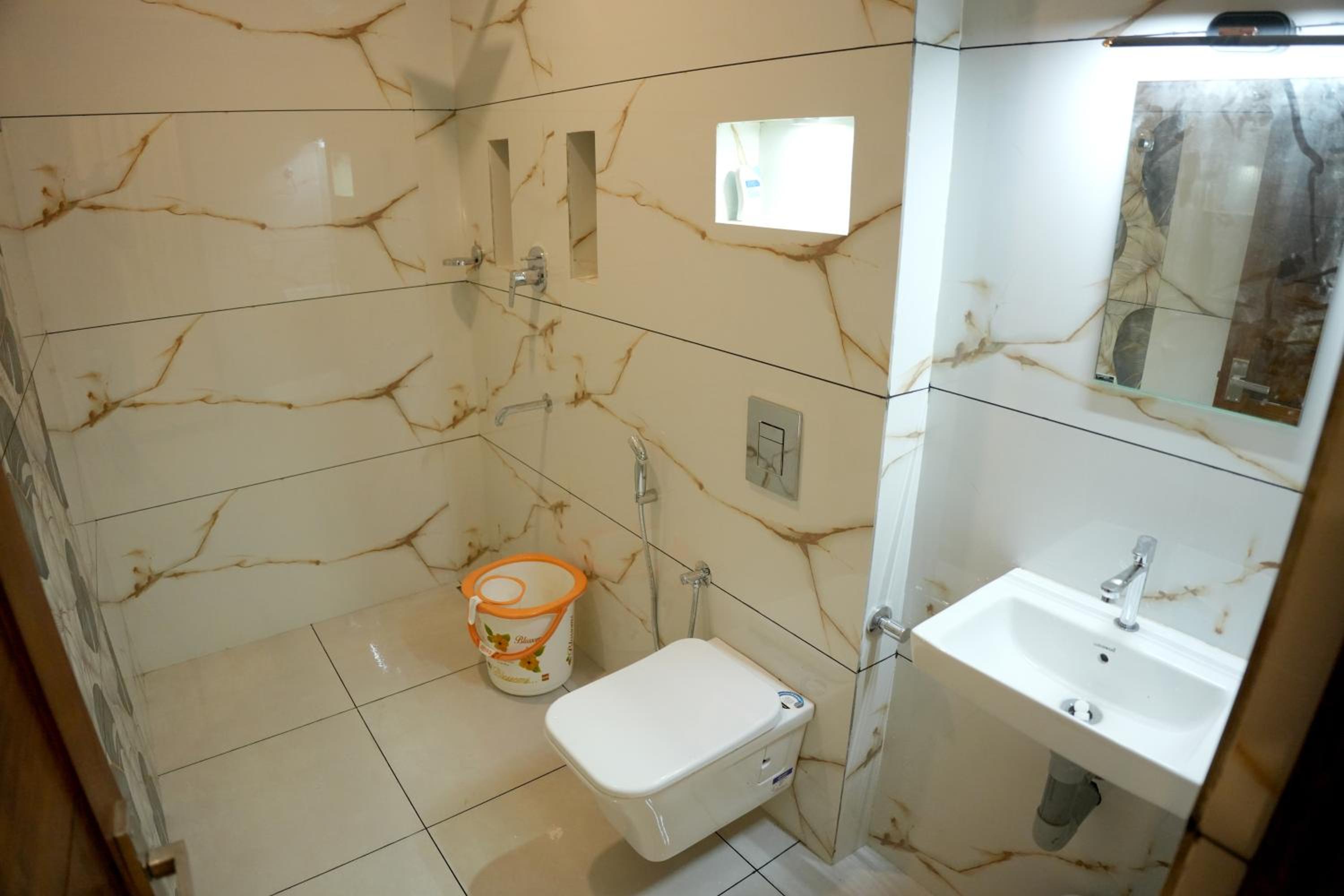 Budget Double Room photo 2