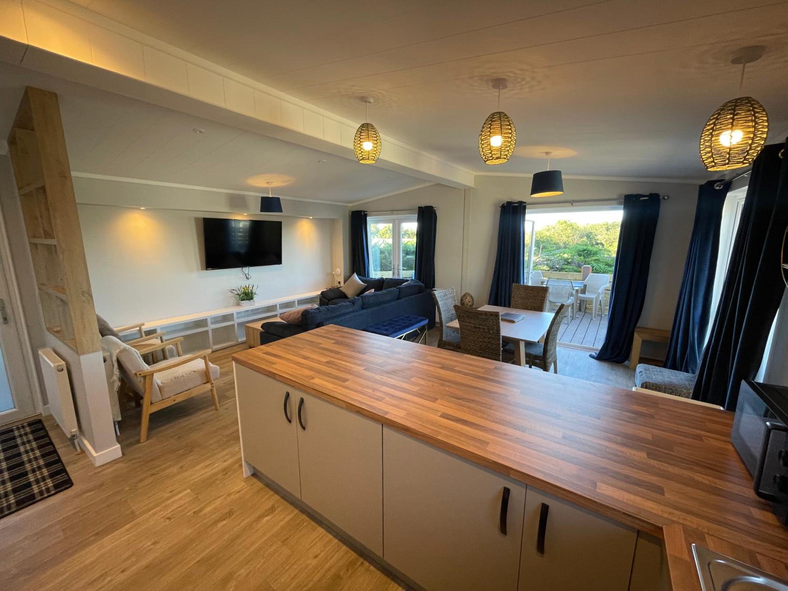 Three-Bedroom Chalet photo 1