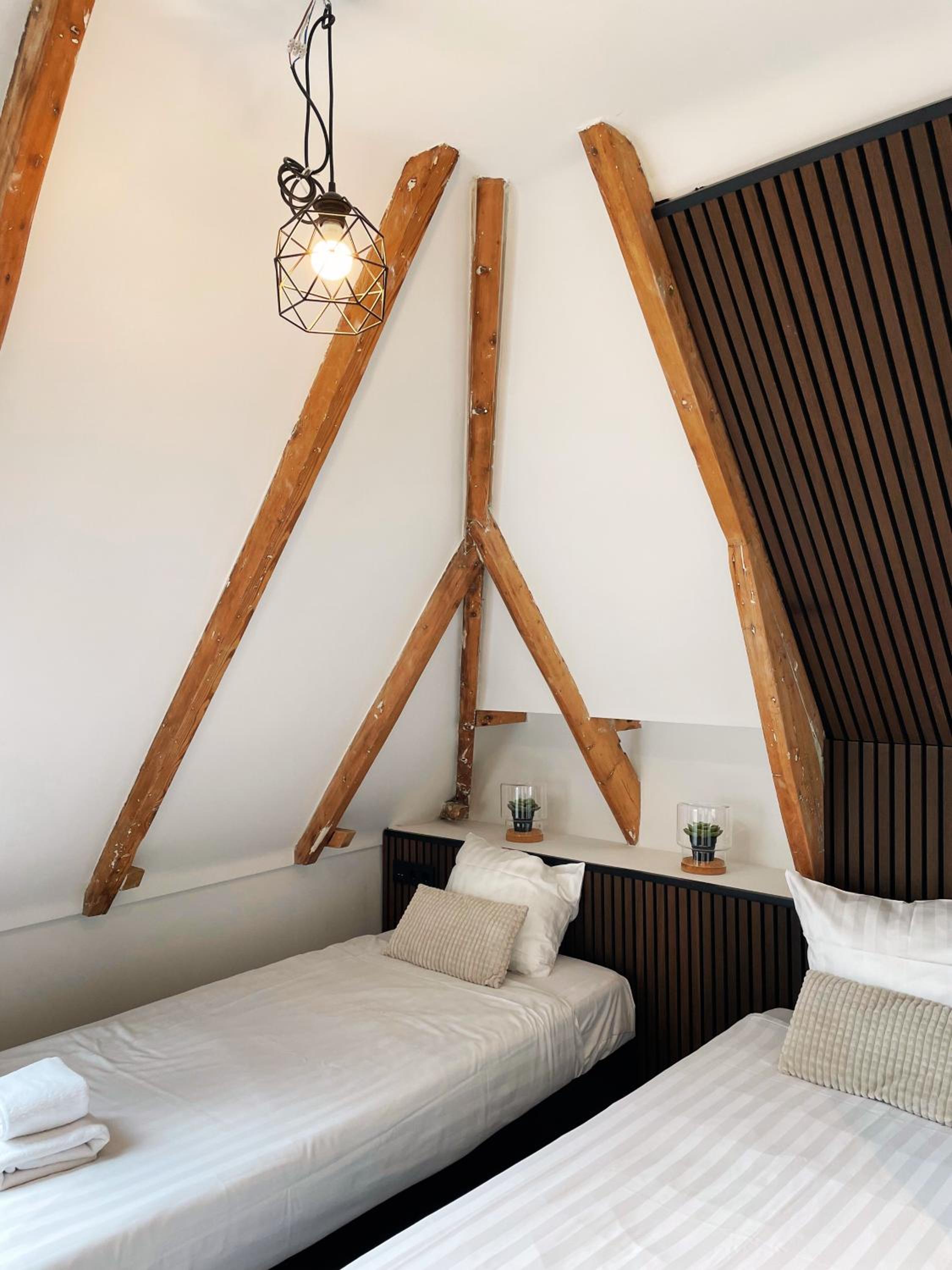 Twin Room - Attic