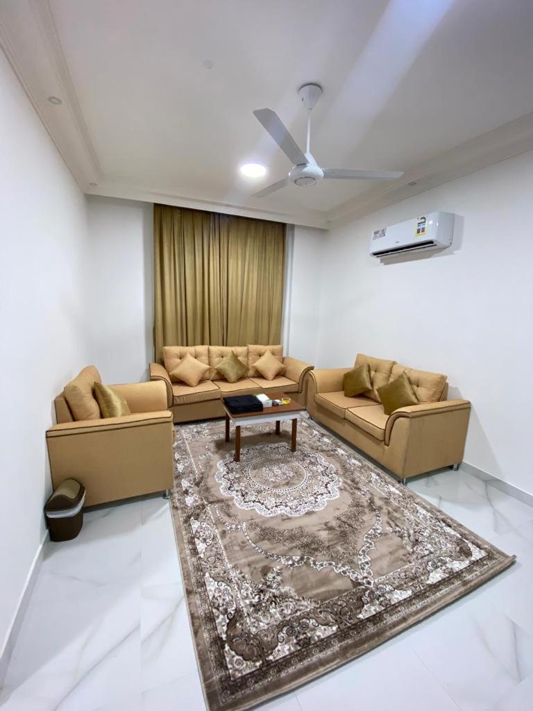 Studio Apartment photo 2