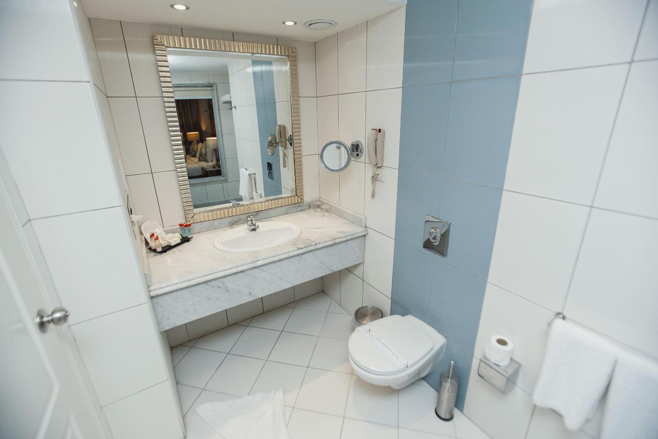 Executive Suite Two-Bedrooms  - Photo 3