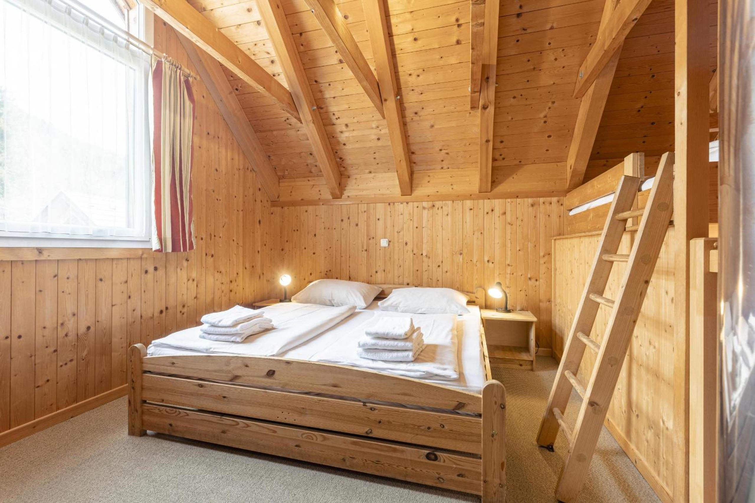 Superior Holiday Home (4 Adults) - Photo 1