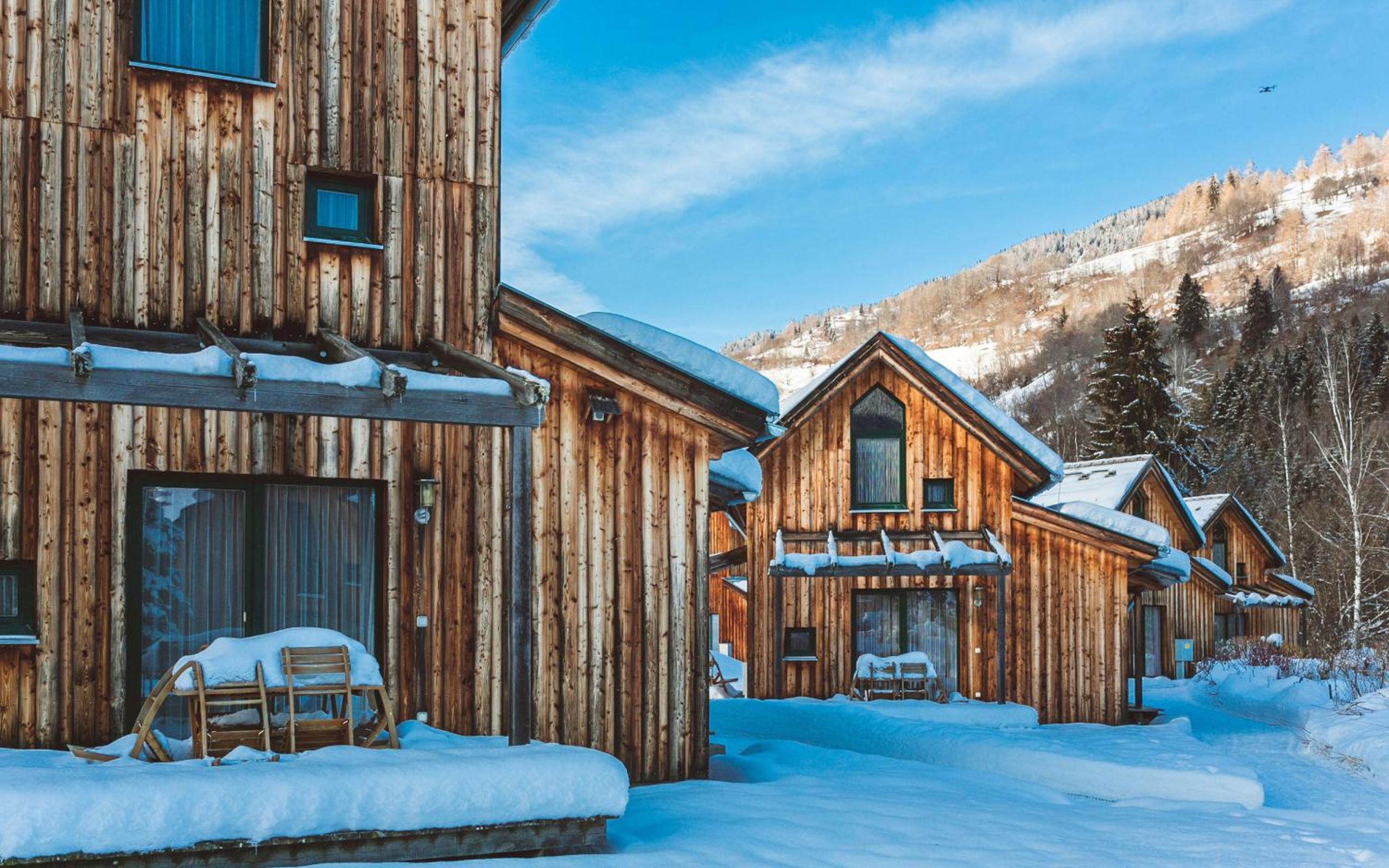 Superior Holiday Home (4 Adults) - Photo 5