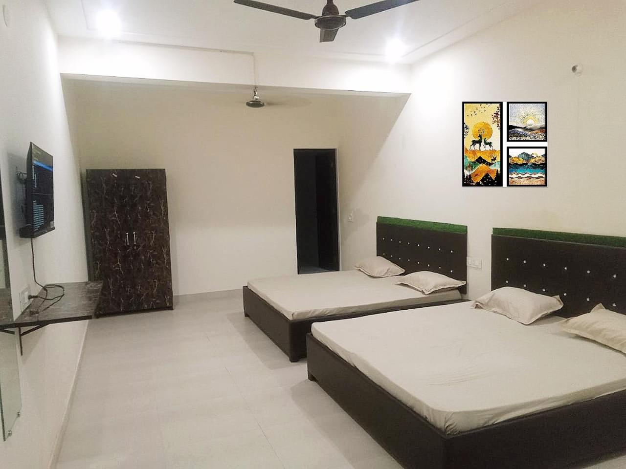 Deluxe Family Room photo 1
