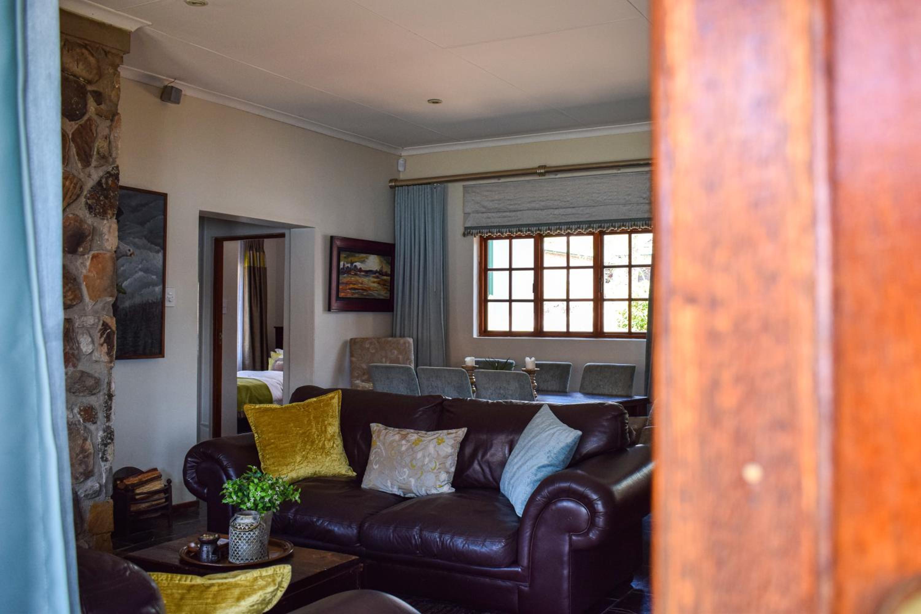 Four-Bedroom House - Photo 1