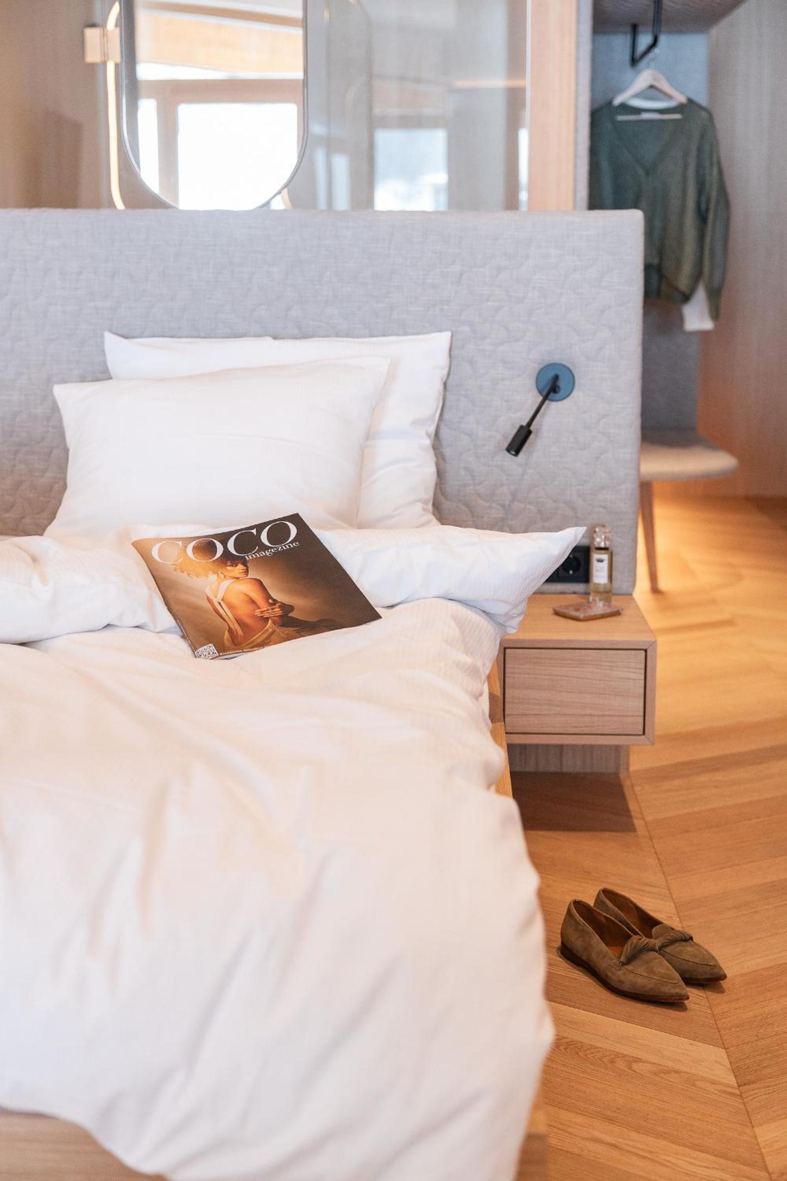 Double Room with Mountain View - Photo 1