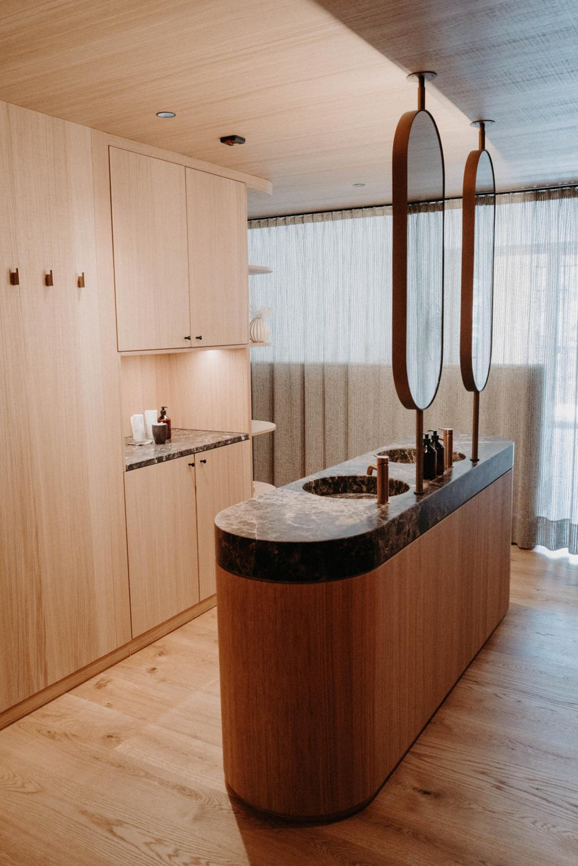 Double Room with Mountain View - Photo 11
