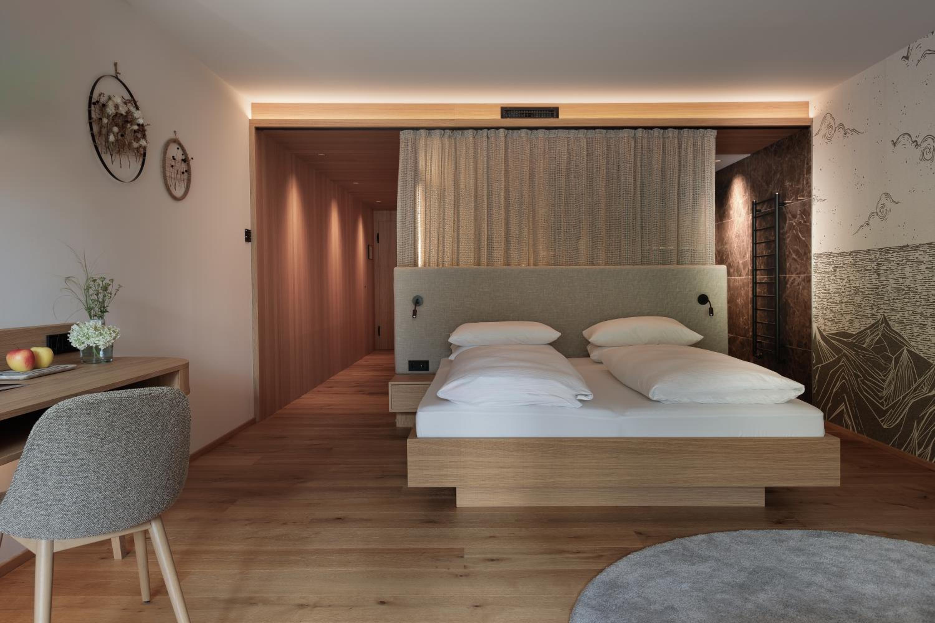 Double Room with Mountain View - Photo 9