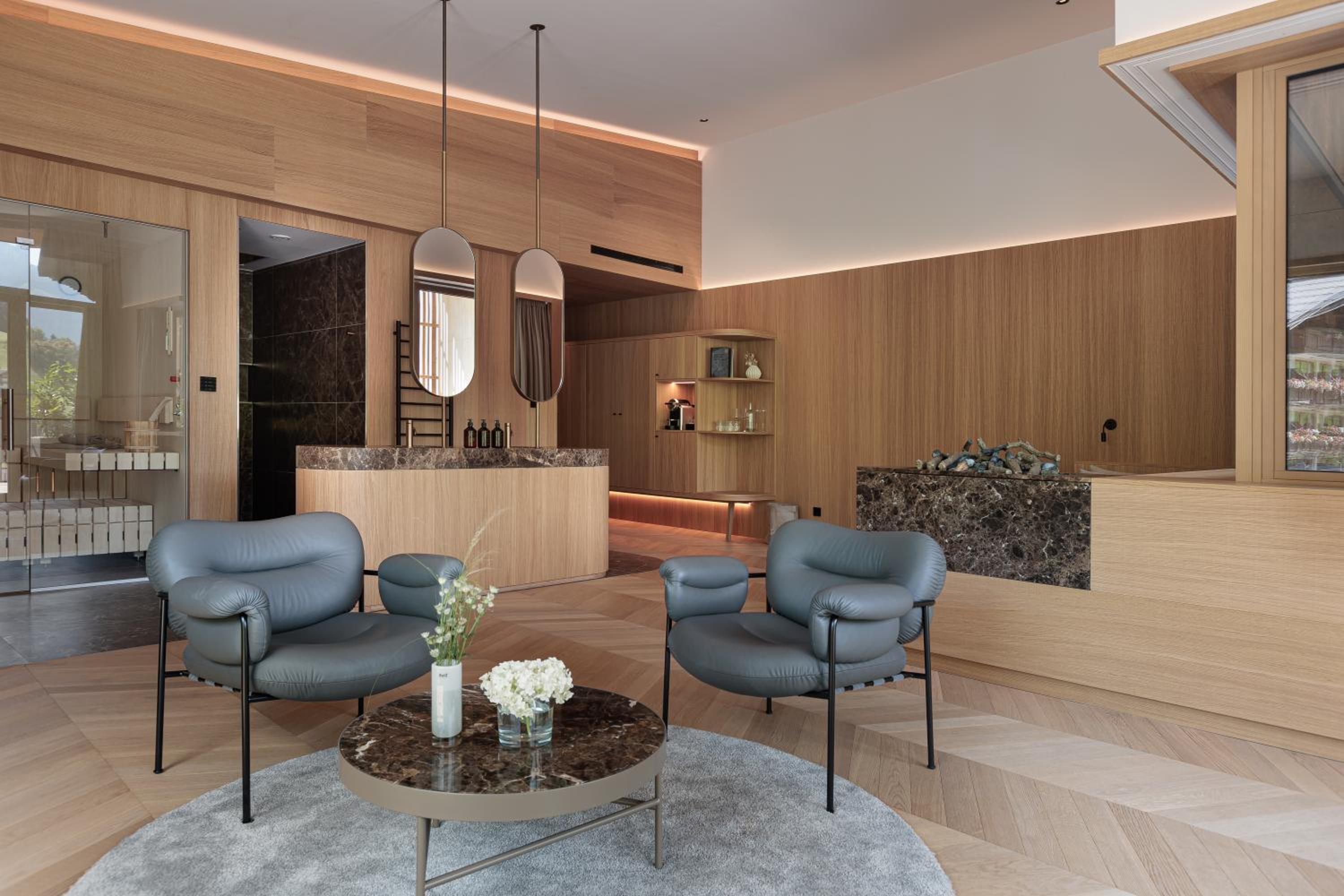 Suite with Mountain View - Photo 4