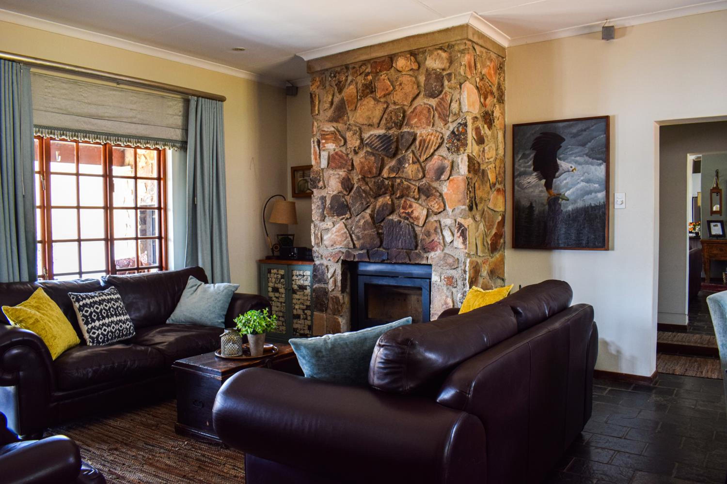 Four-Bedroom House - Photo 13