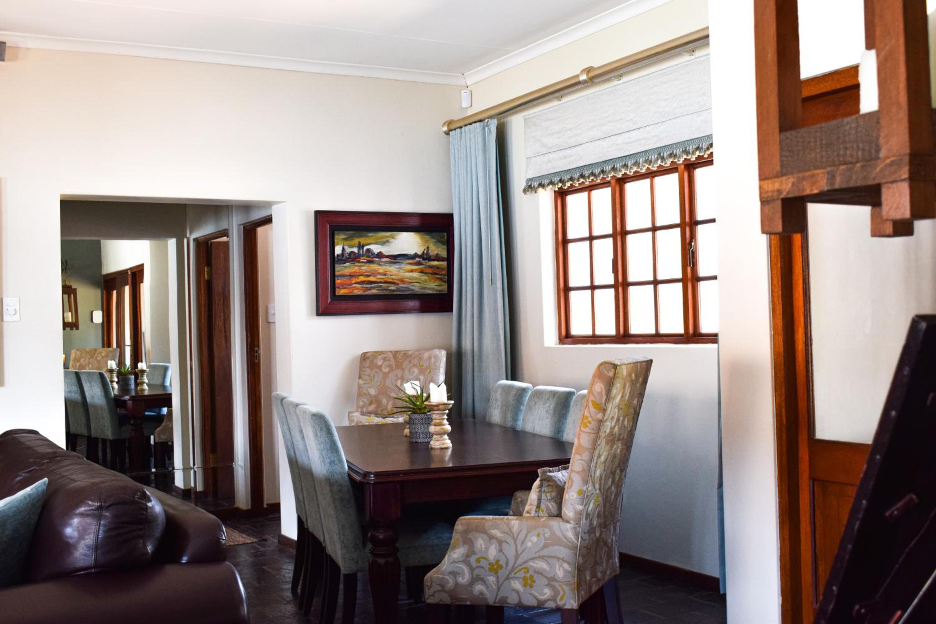 Four-Bedroom House - Photo 15