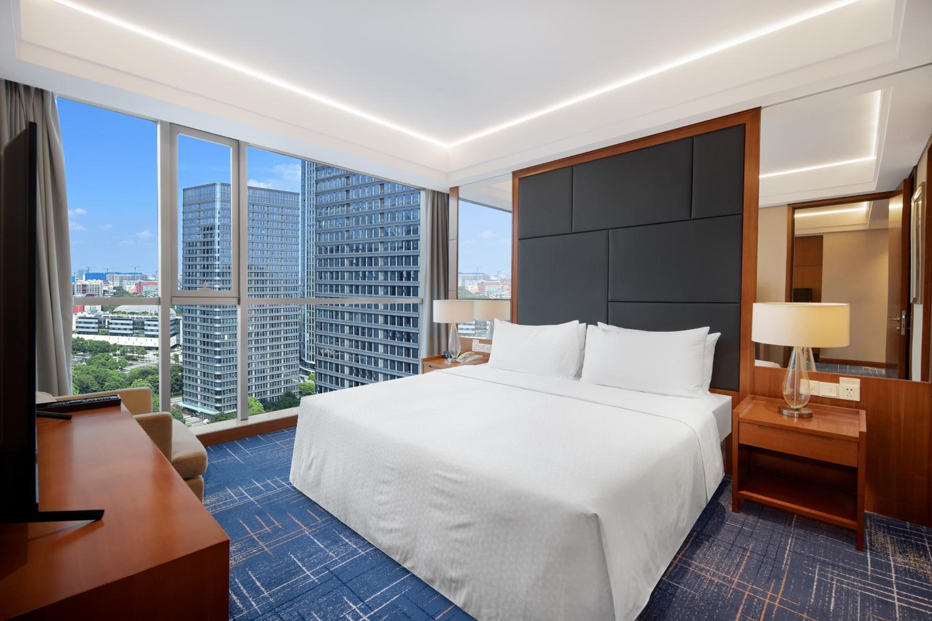Classic Junior Suite