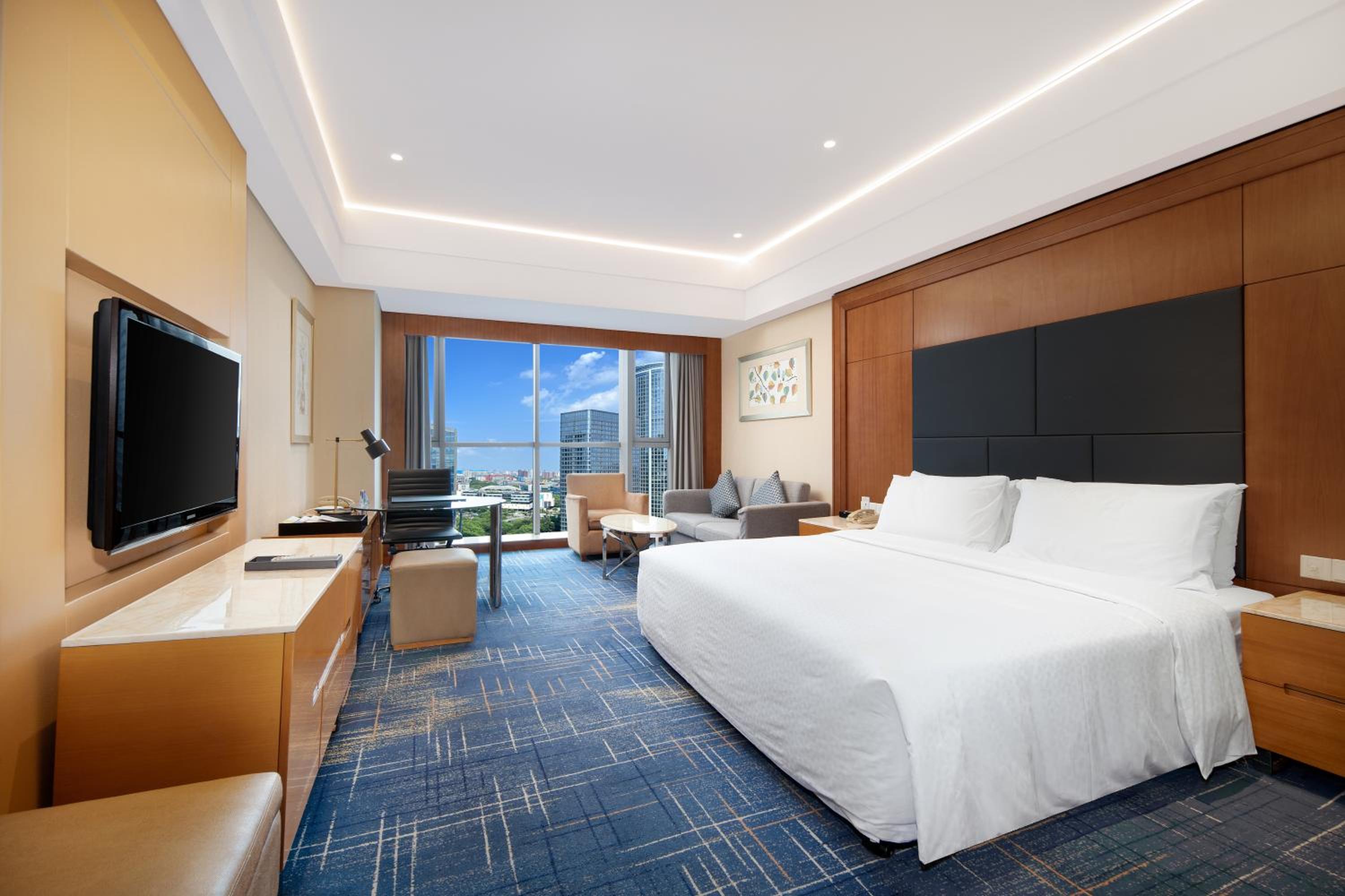 Four Points King Room - Photo 1