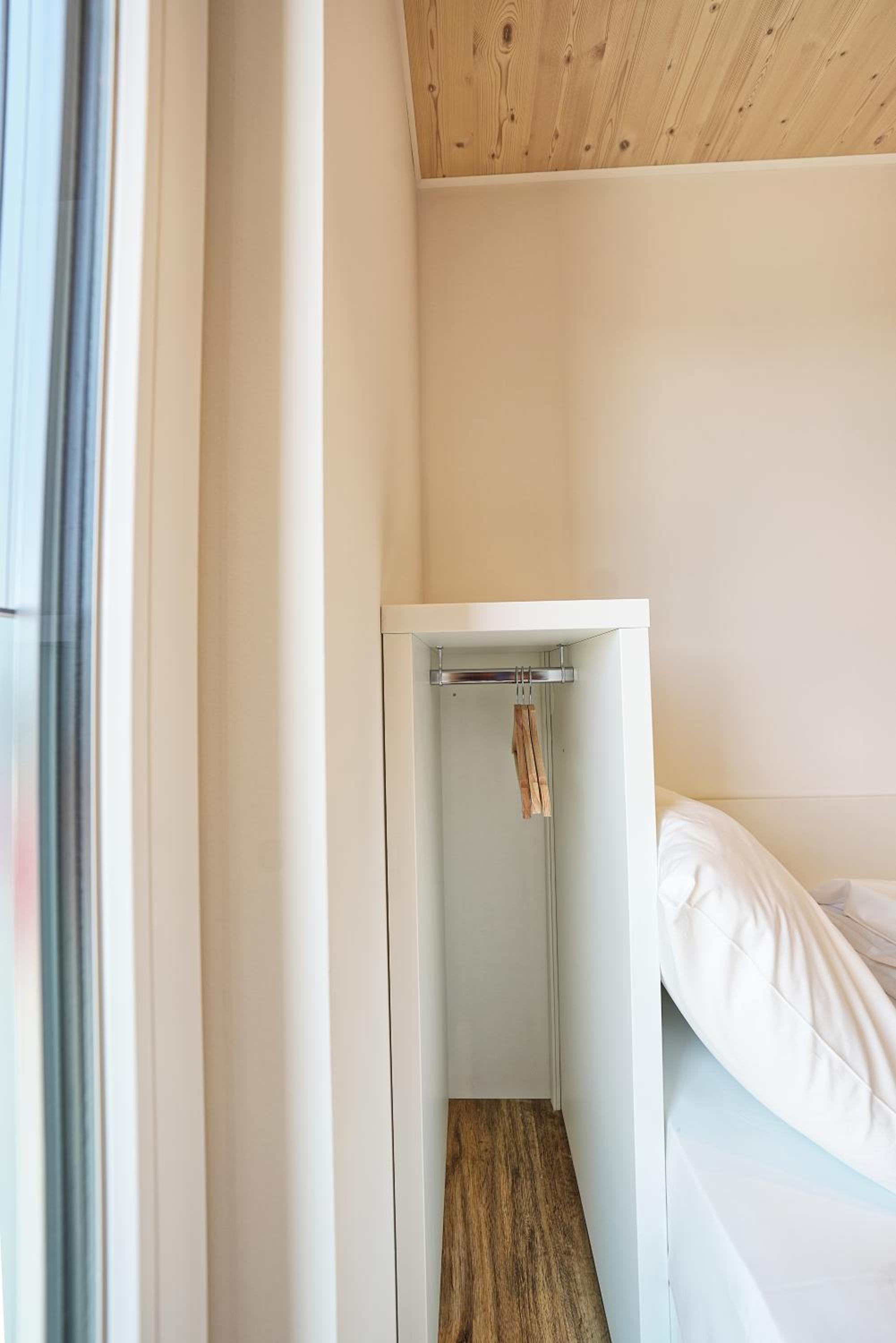 Small Twin Room photo 3