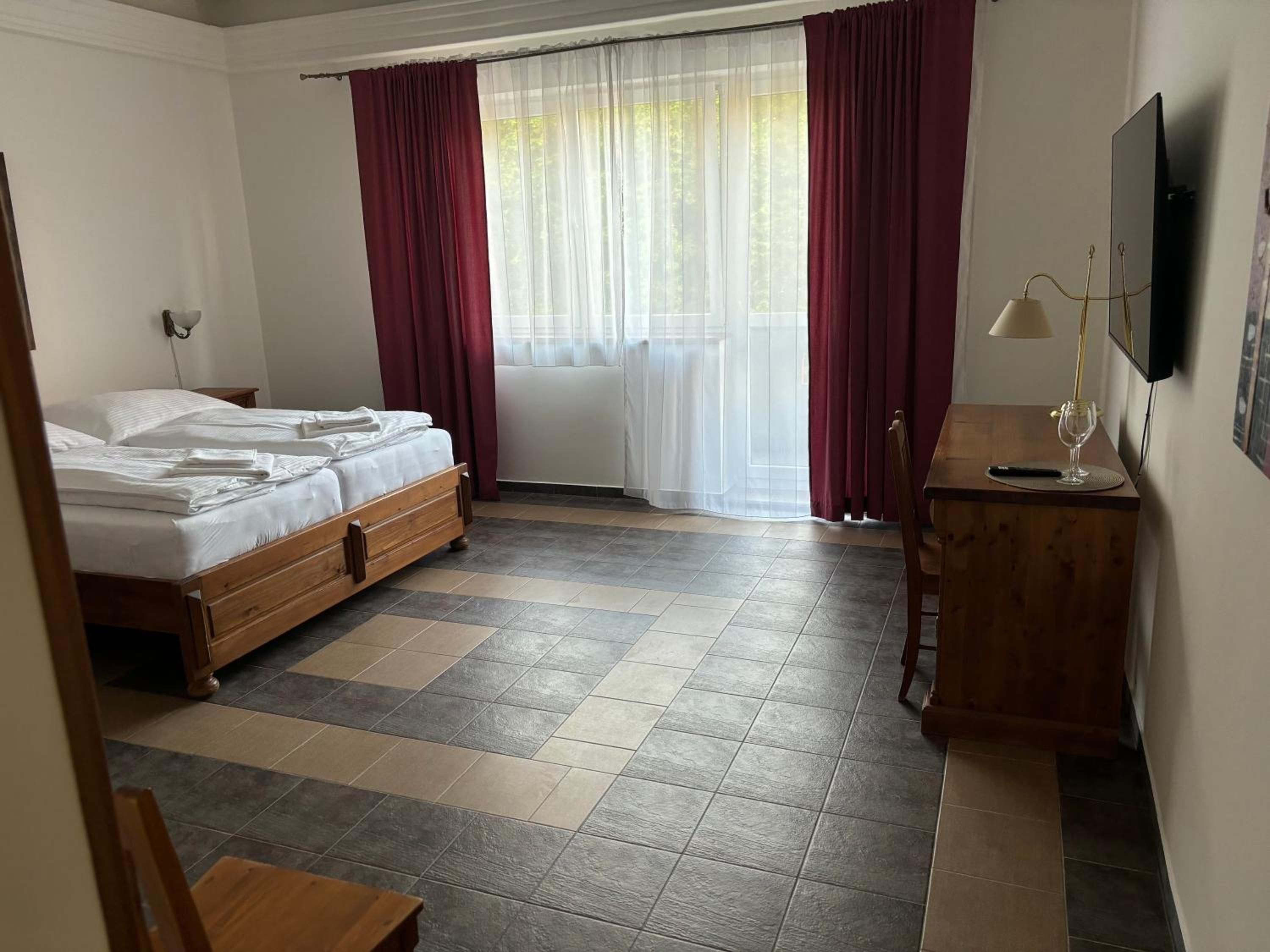 Double Room with Balcony photo 3