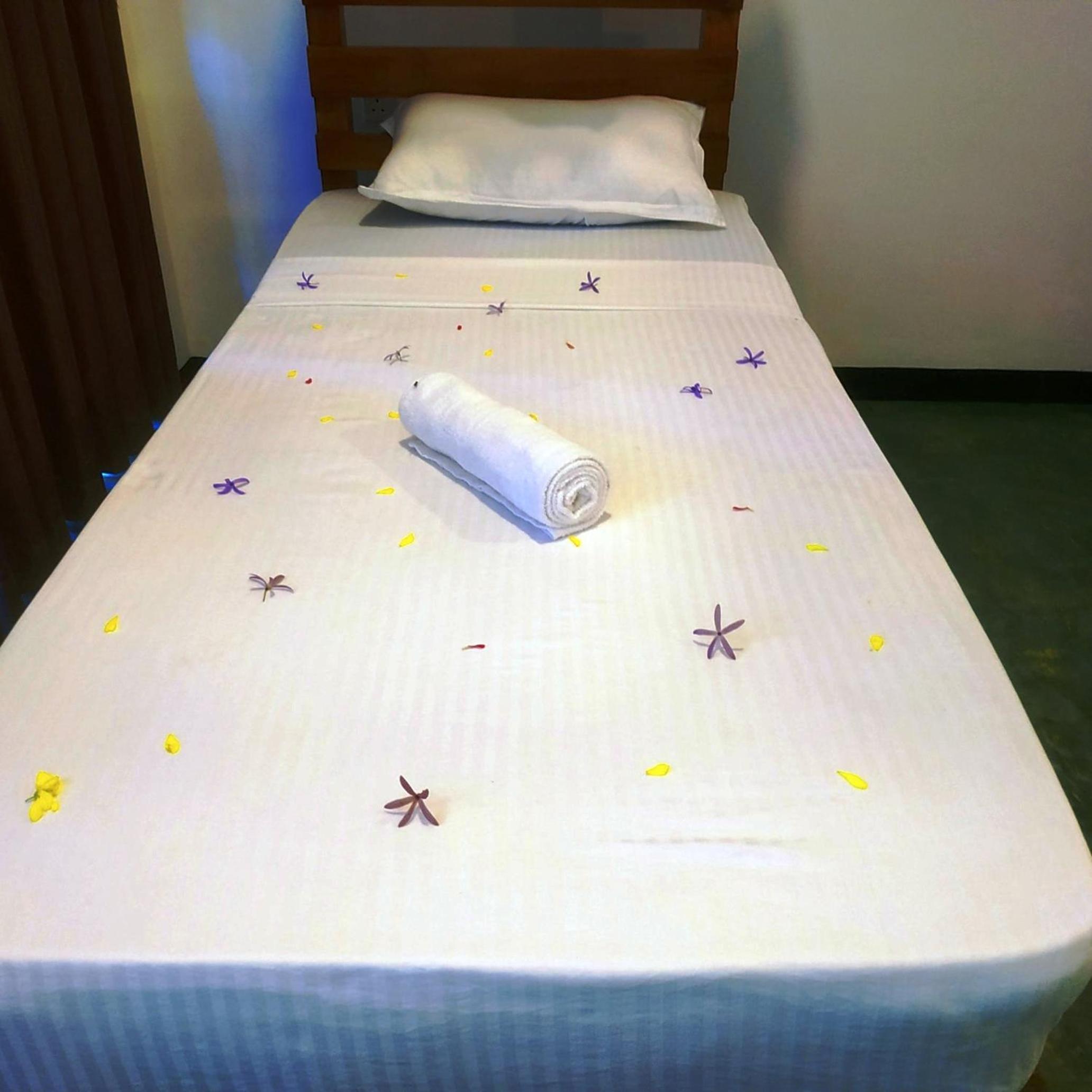 Budget Single Room