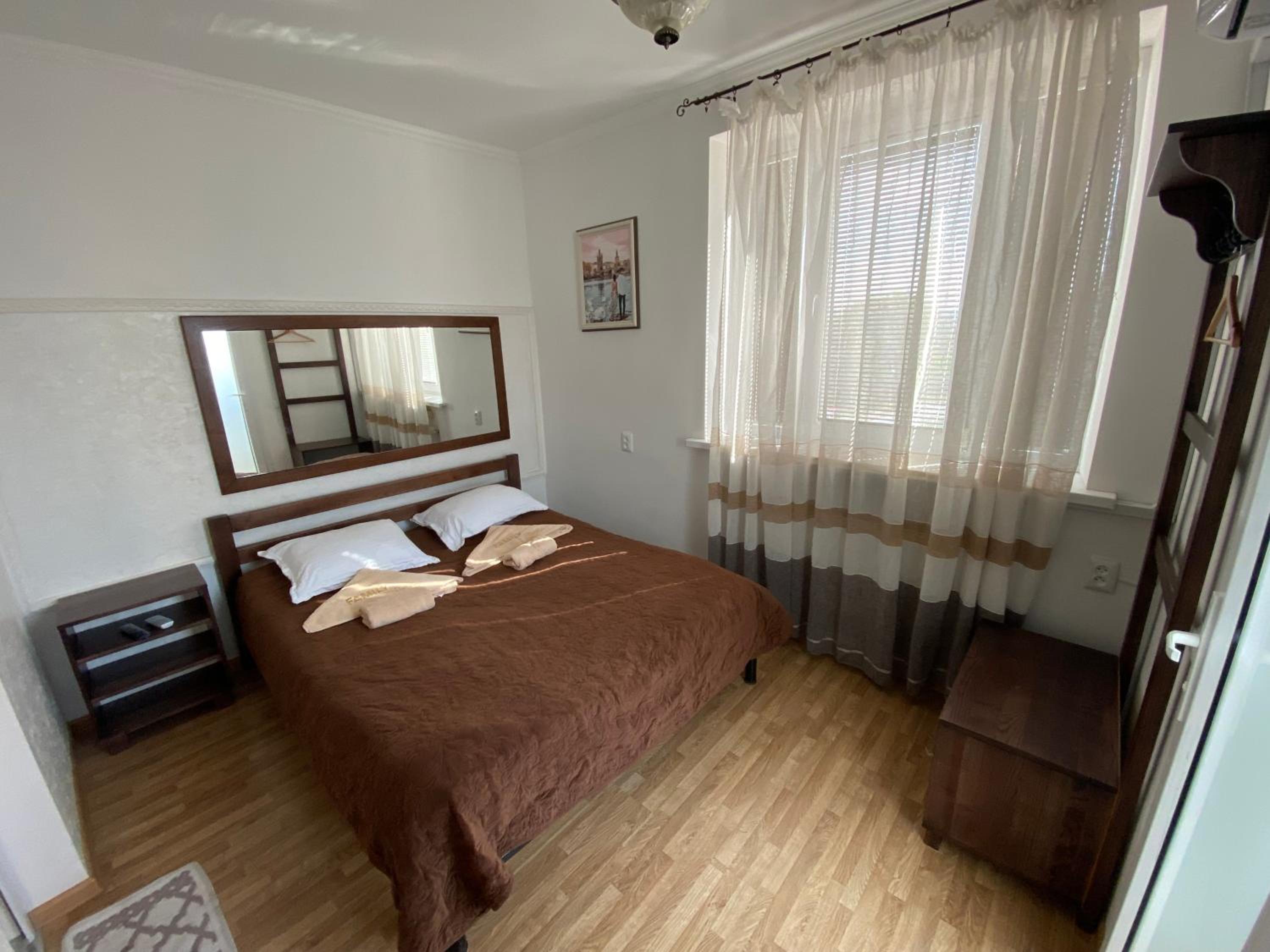 Deluxe Double Room with Shower