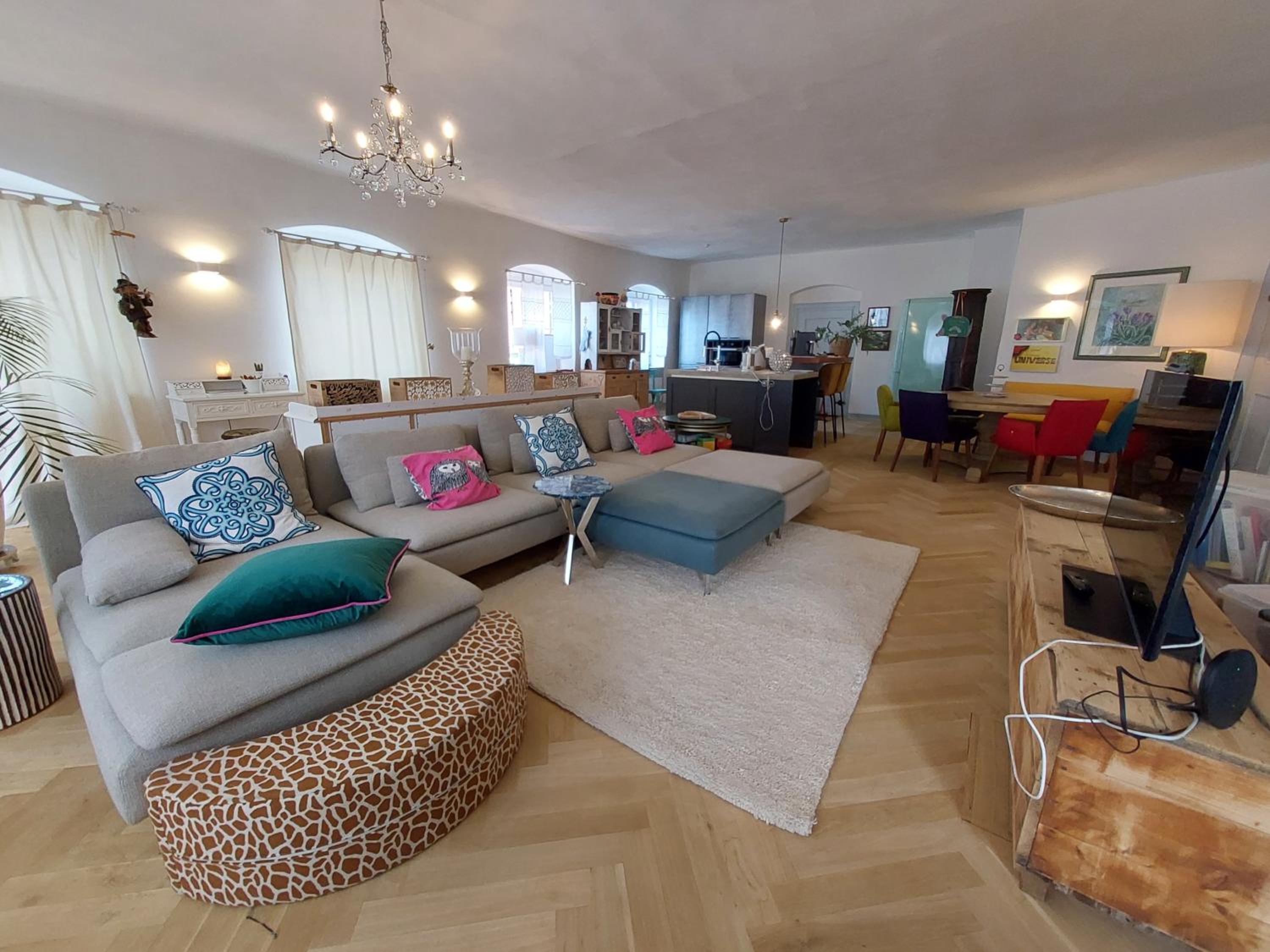 Four-Bedroom Apartment photo 1