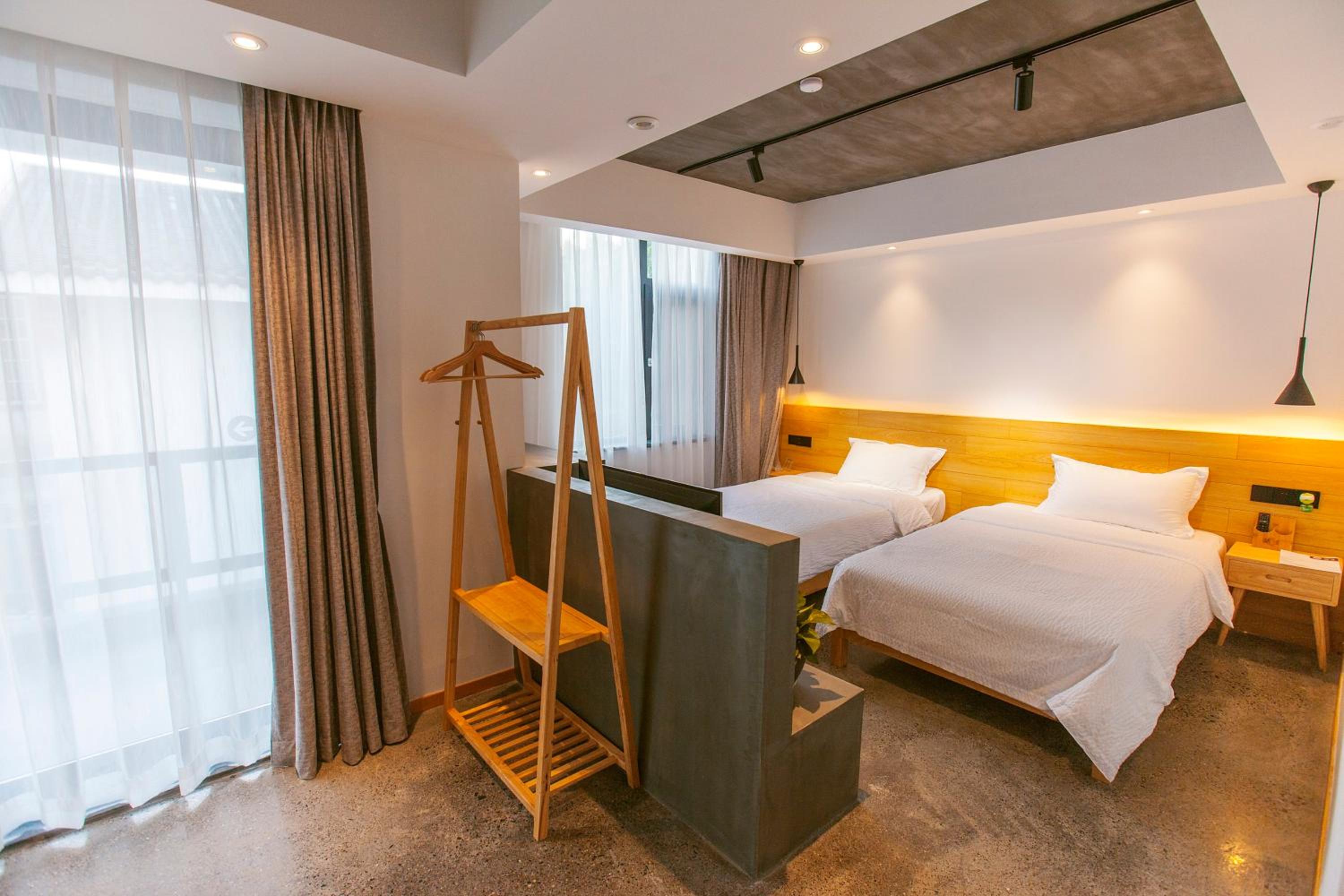 Double Room with Pool View