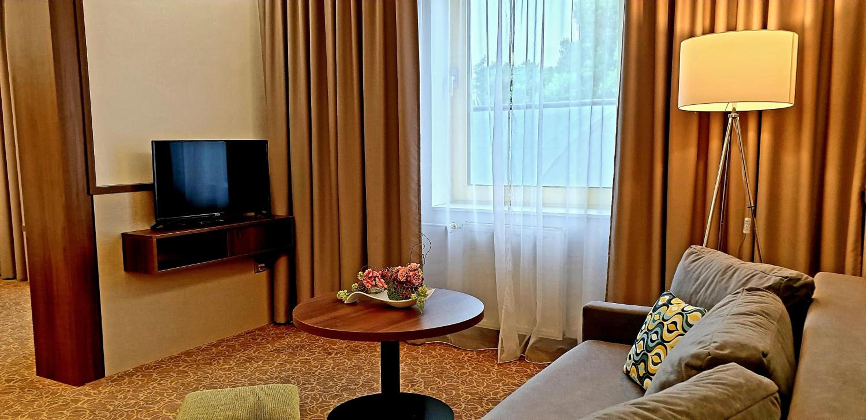 Superior Suite - Photo 4