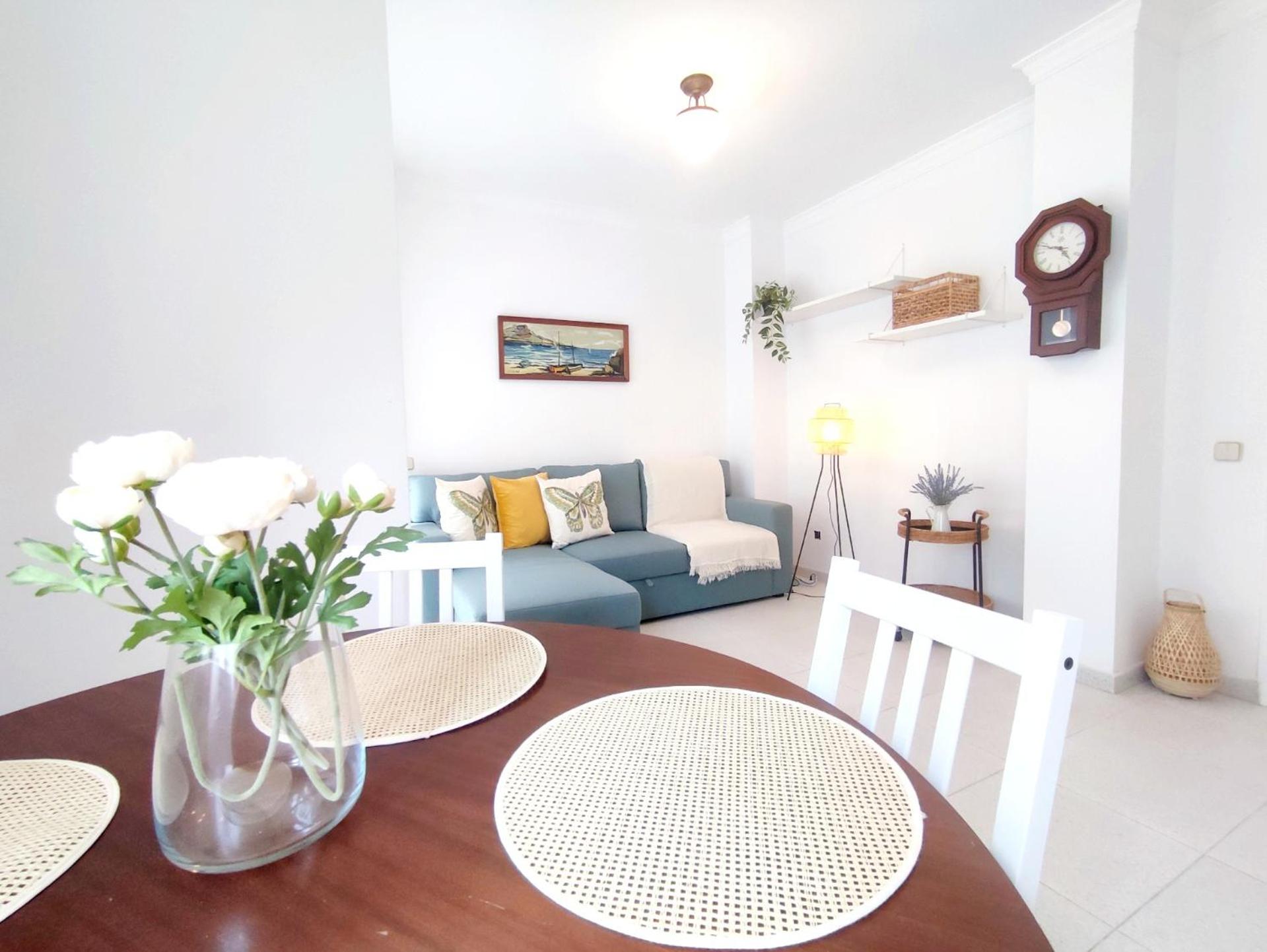 Three-Bedroom Apartment photo 2