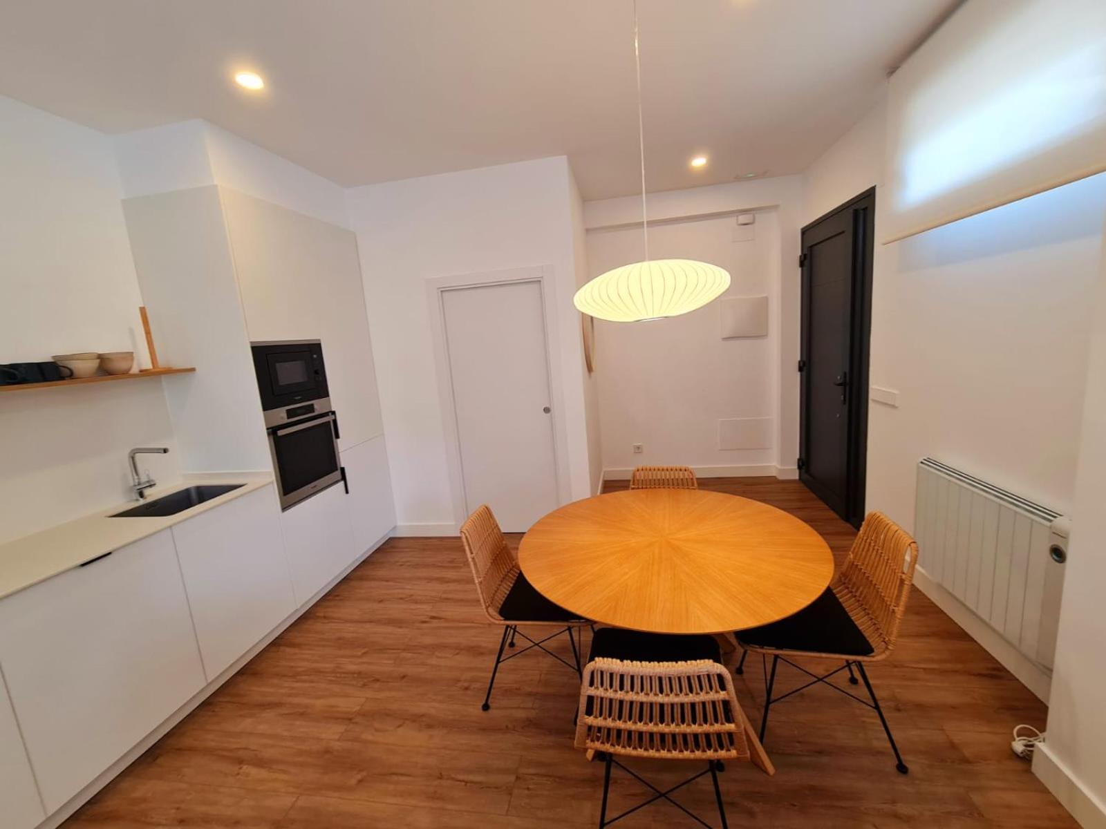 One-Bedroom Apartment - Photo 18