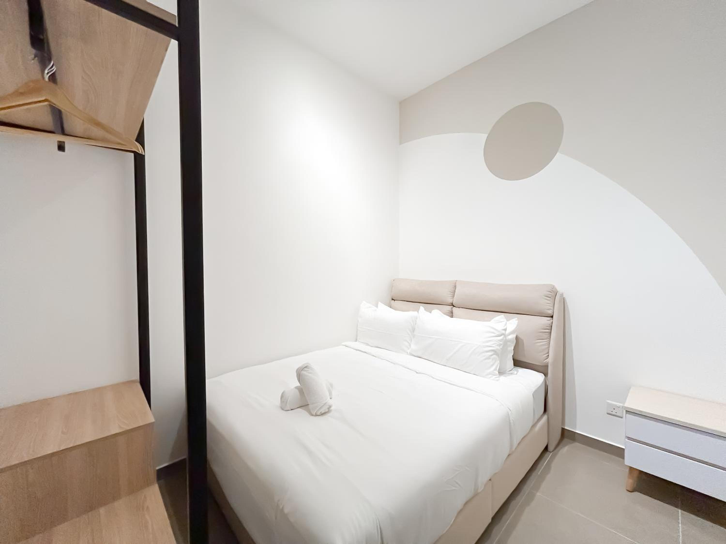 Two-Bedroom Apartment - Photo 30