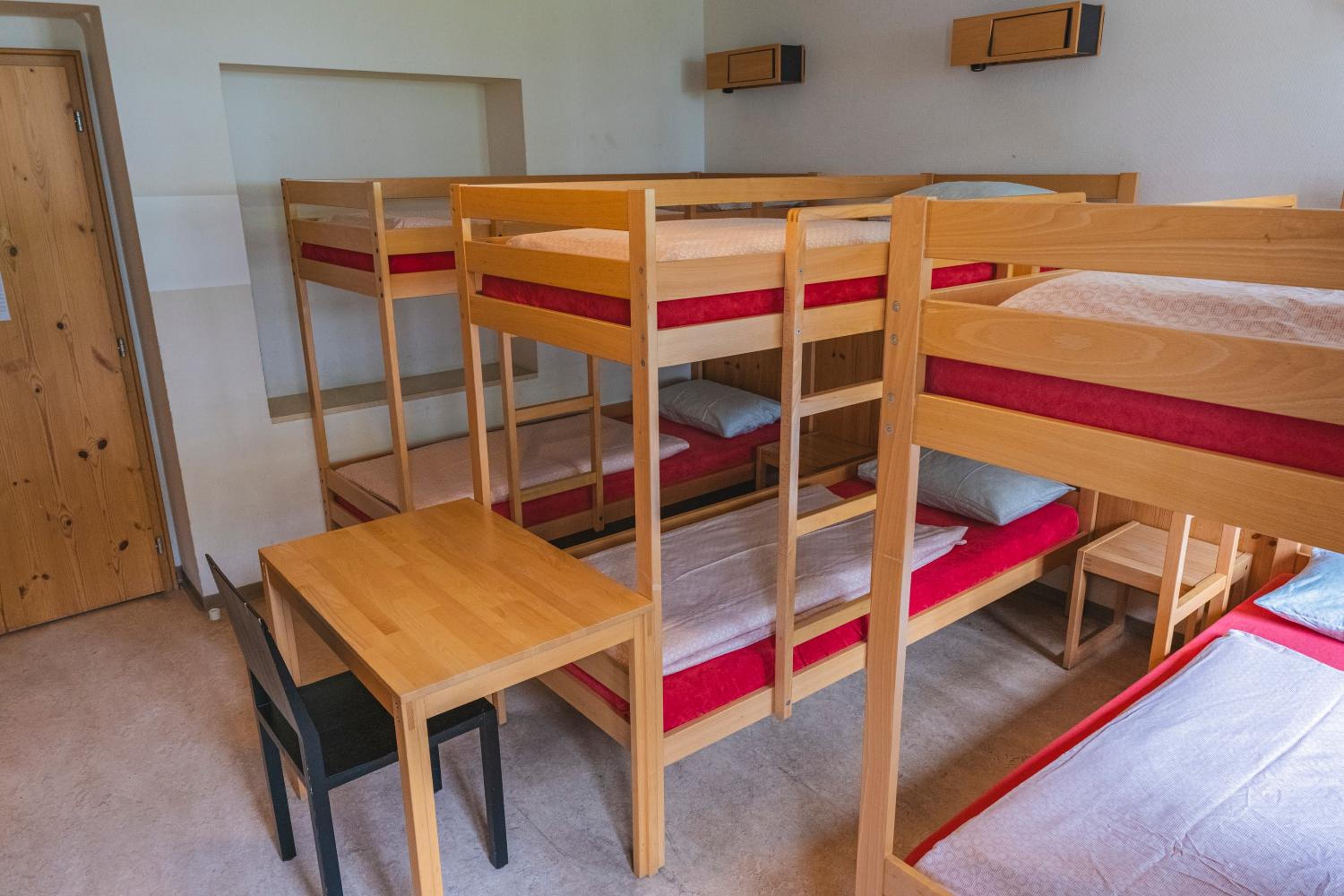 Bed in 6-Bed Dormitory Room photo 2