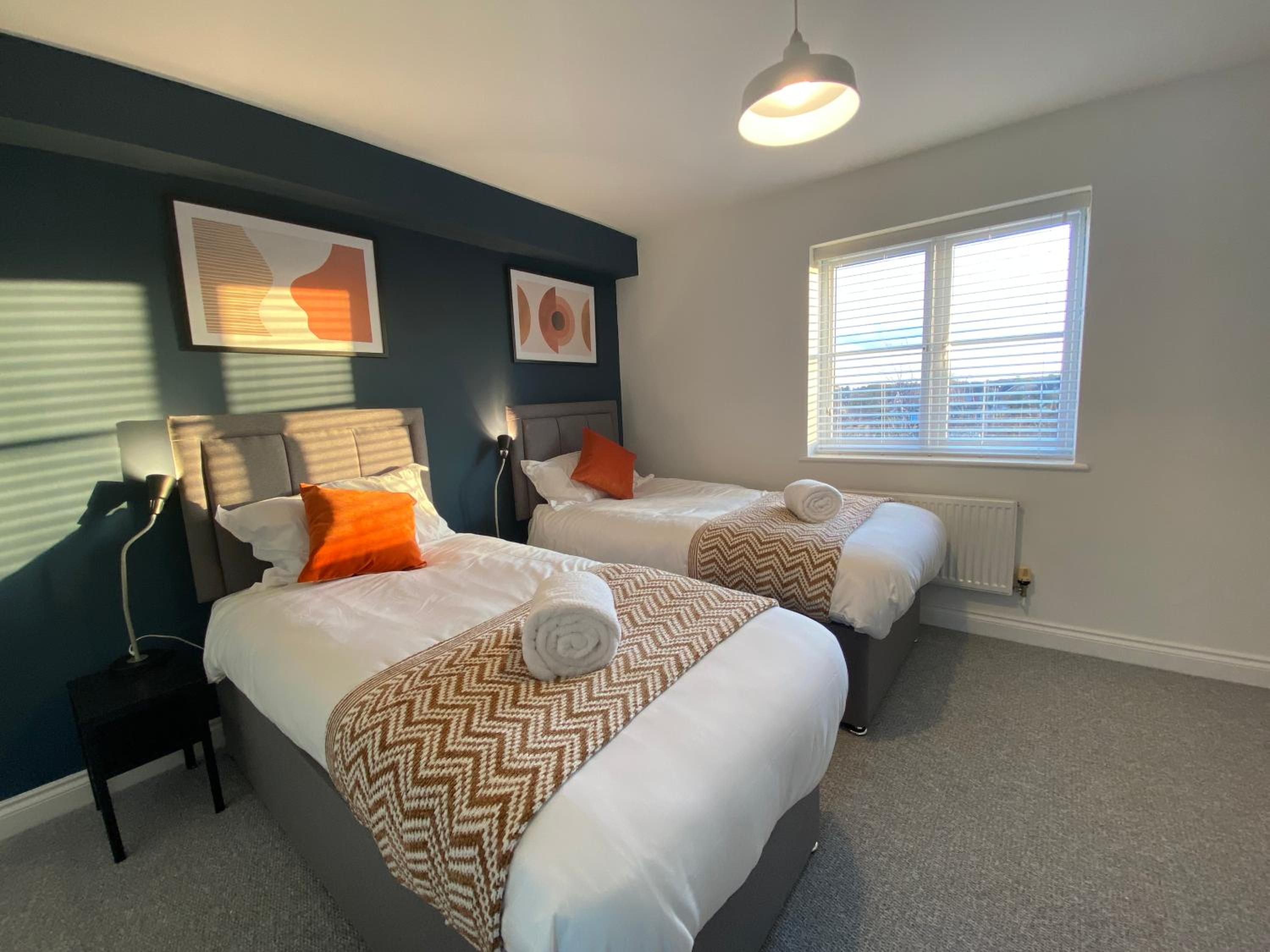 Three-Bedroom House photo 1